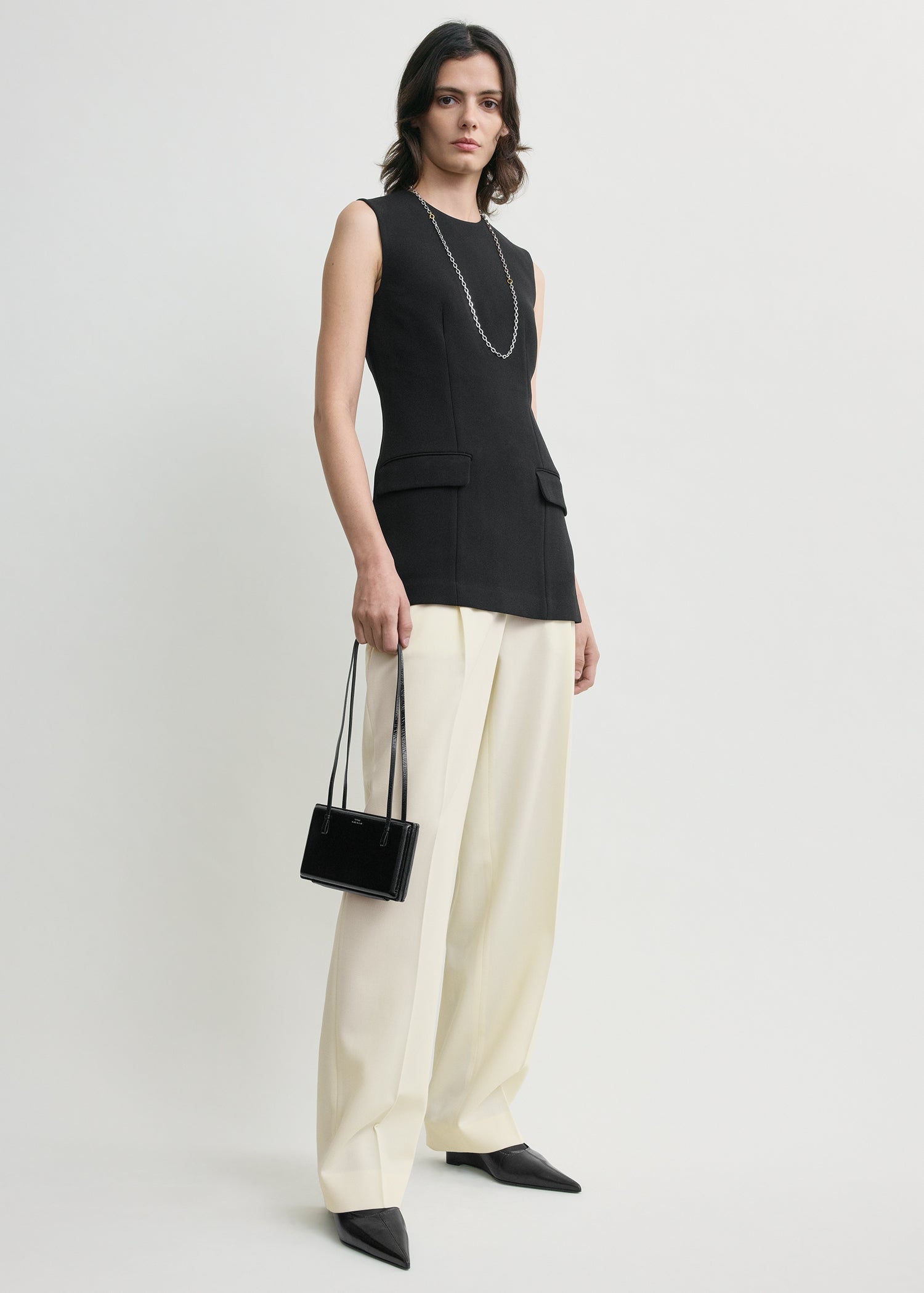 Sleeveless pocket top black – TOTEME