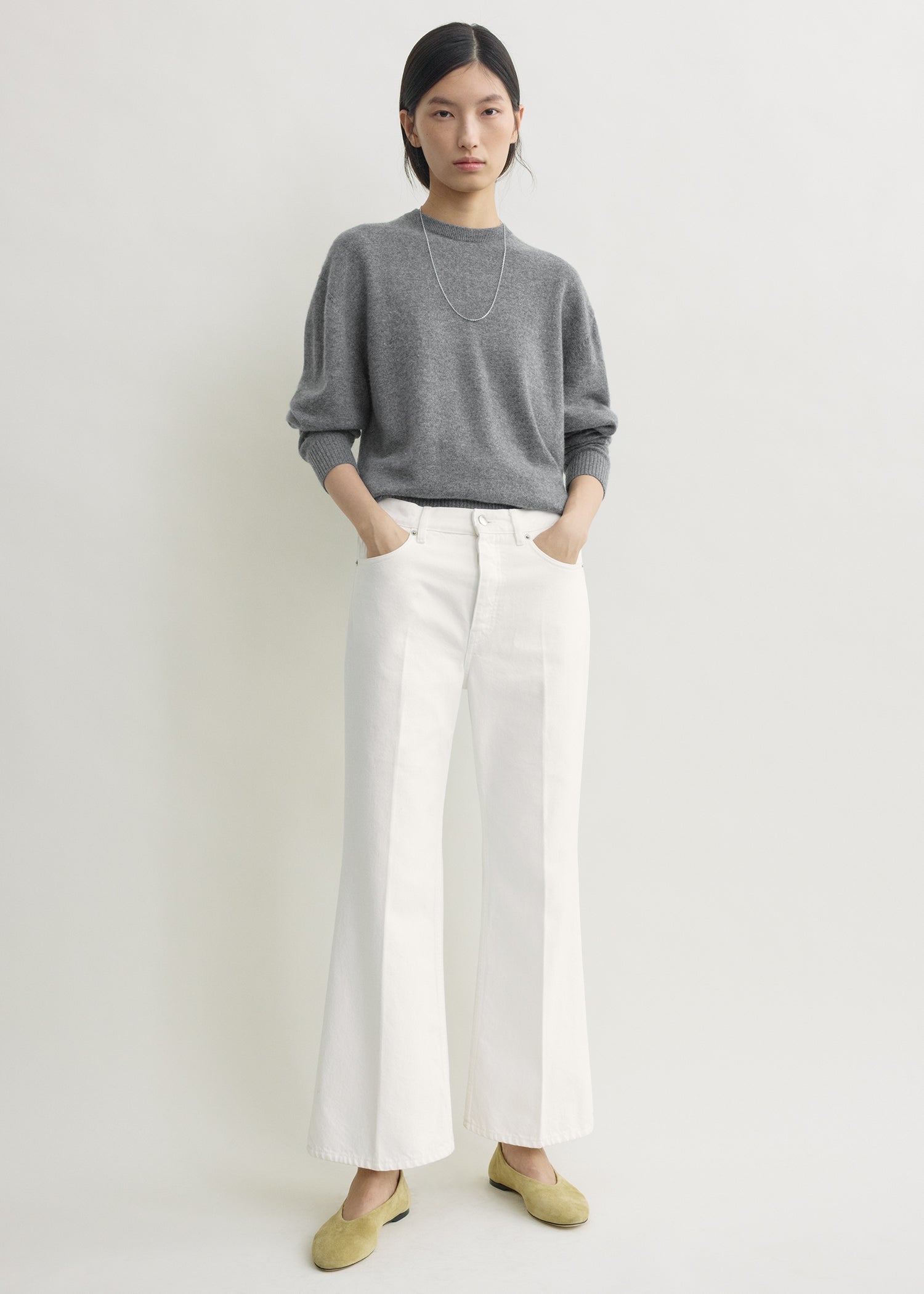 Kick flare denim off-white – TOTEME