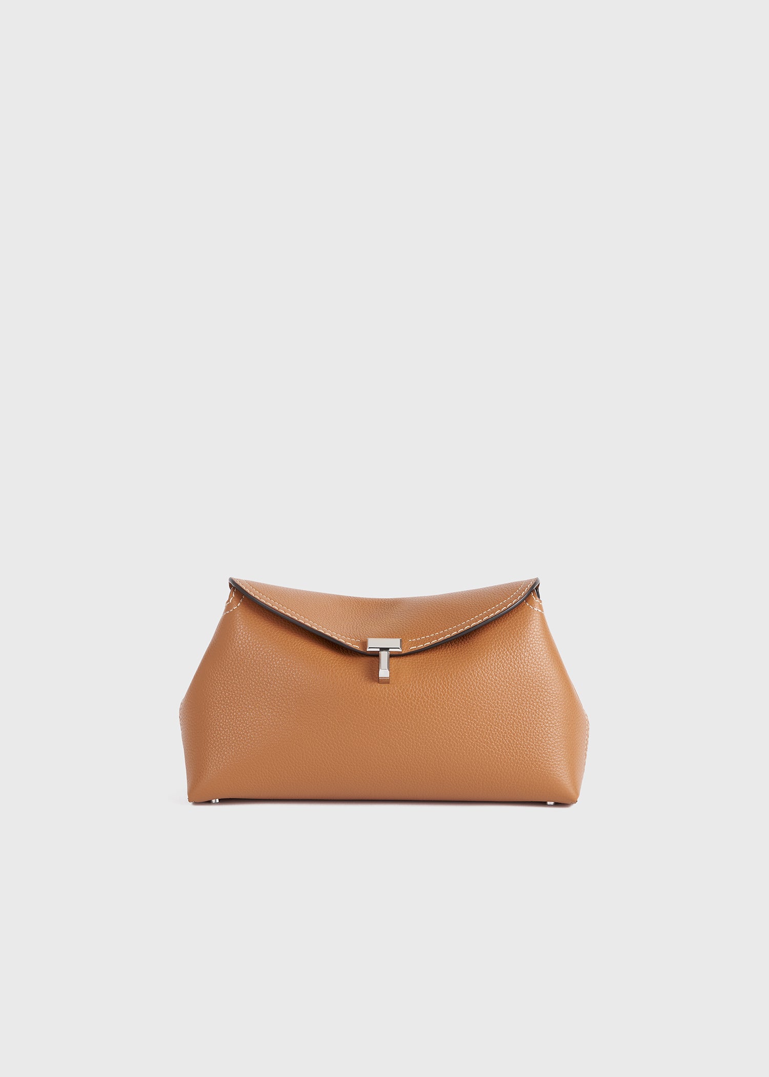 T-lock grained-leather clutch tan – TOTEME