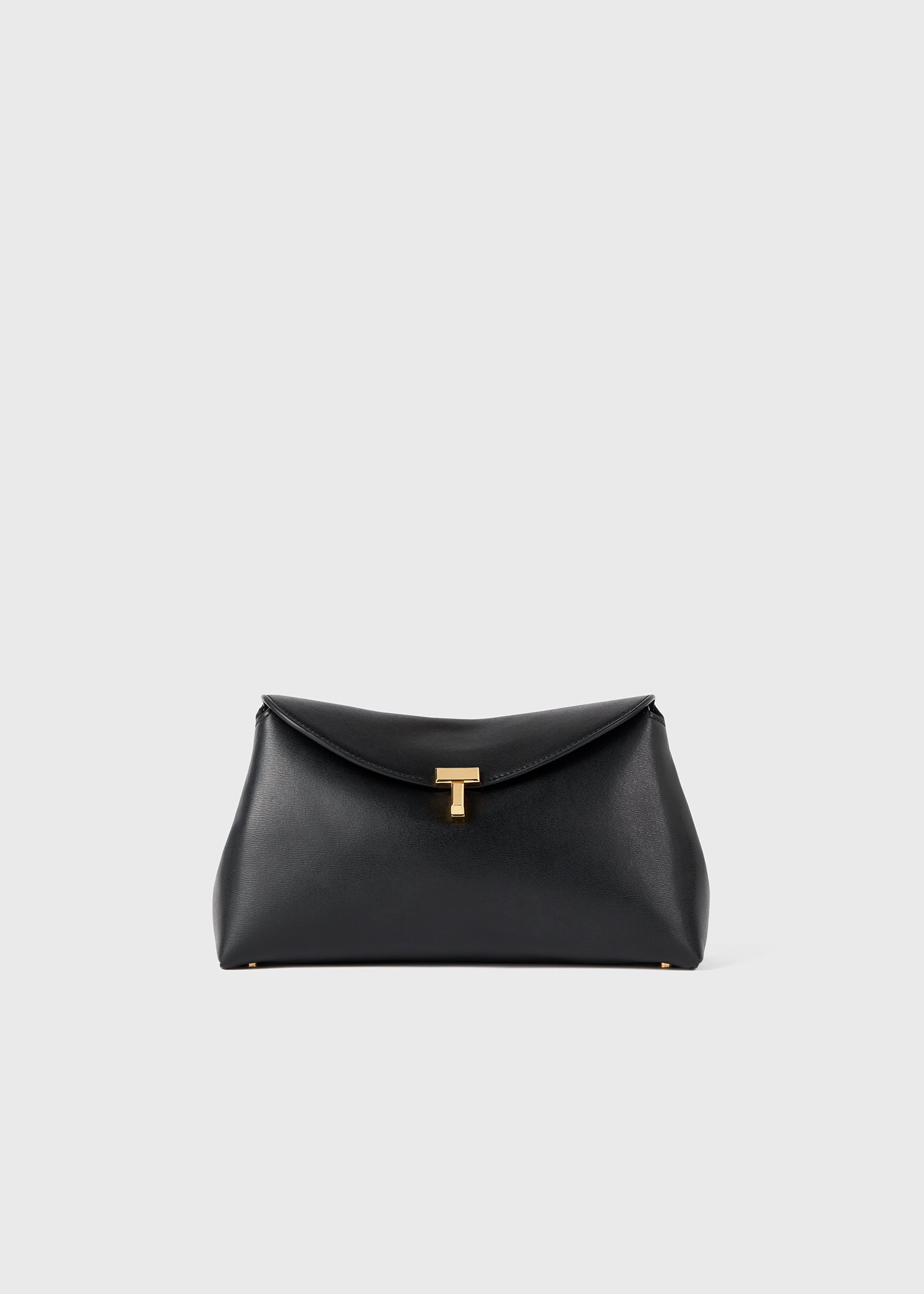 T-lock leather clutch black – TOTEME