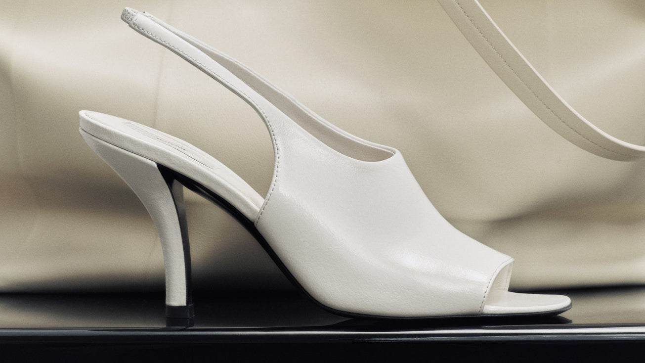 LEATHER SHOES