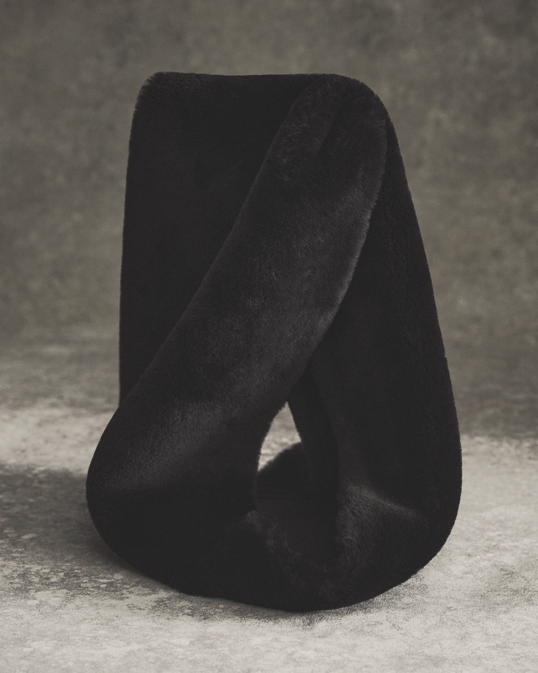 ☆Sale新品 TOTEME Paper straw hat BLACK Woven paper straw hat