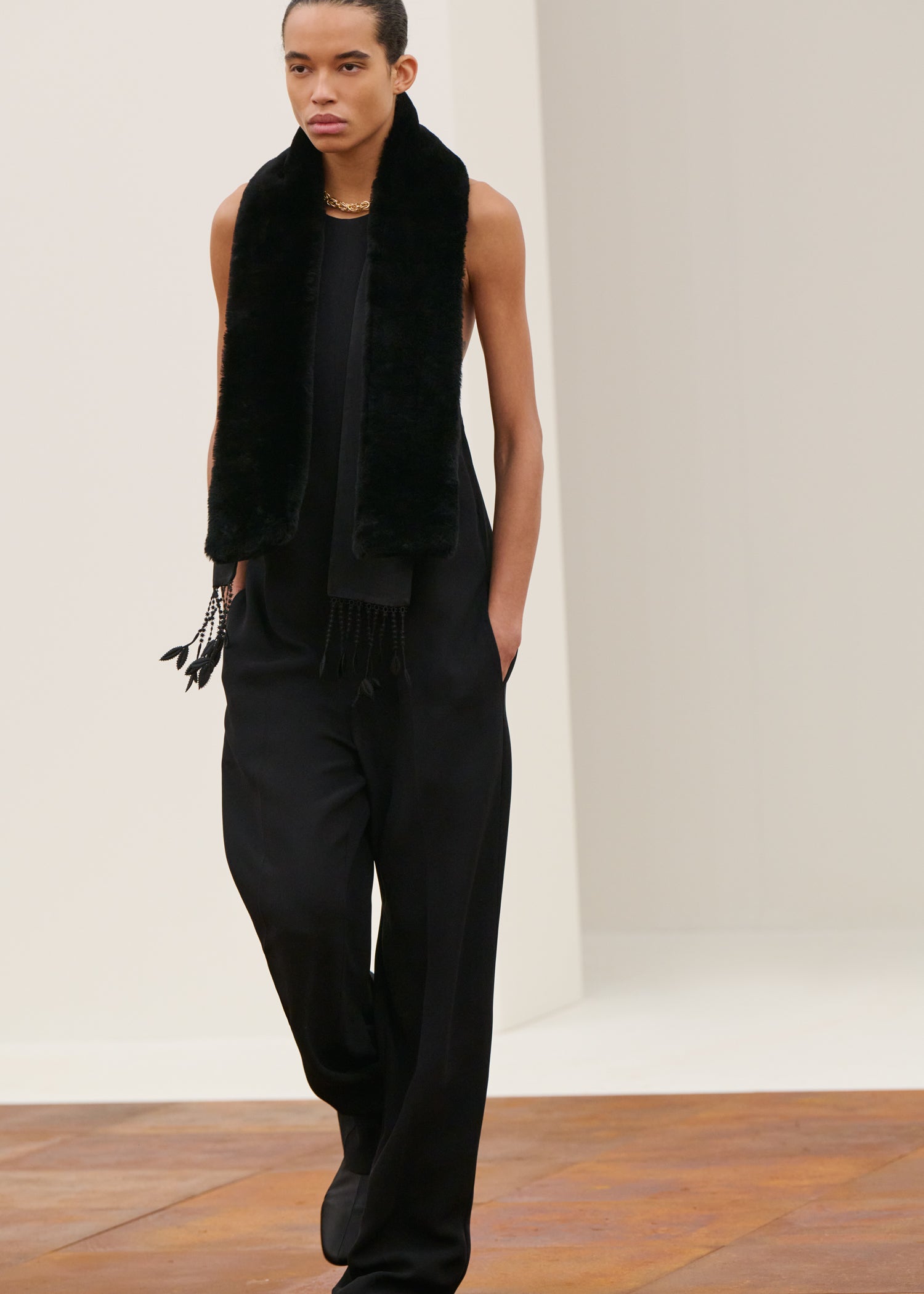 Fall Winter 2025 Runway Look 31