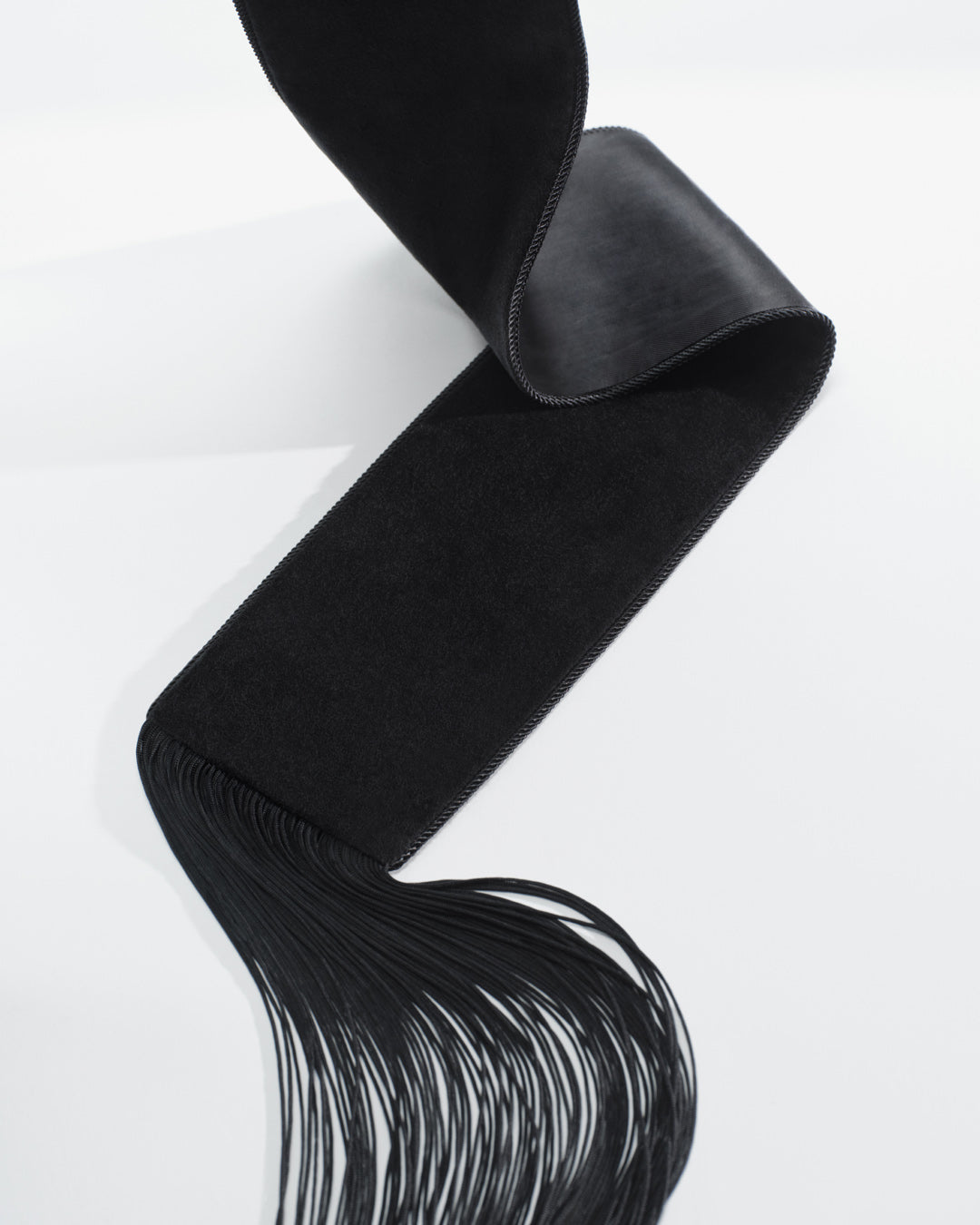 Woven paper straw hat black – TOTEME