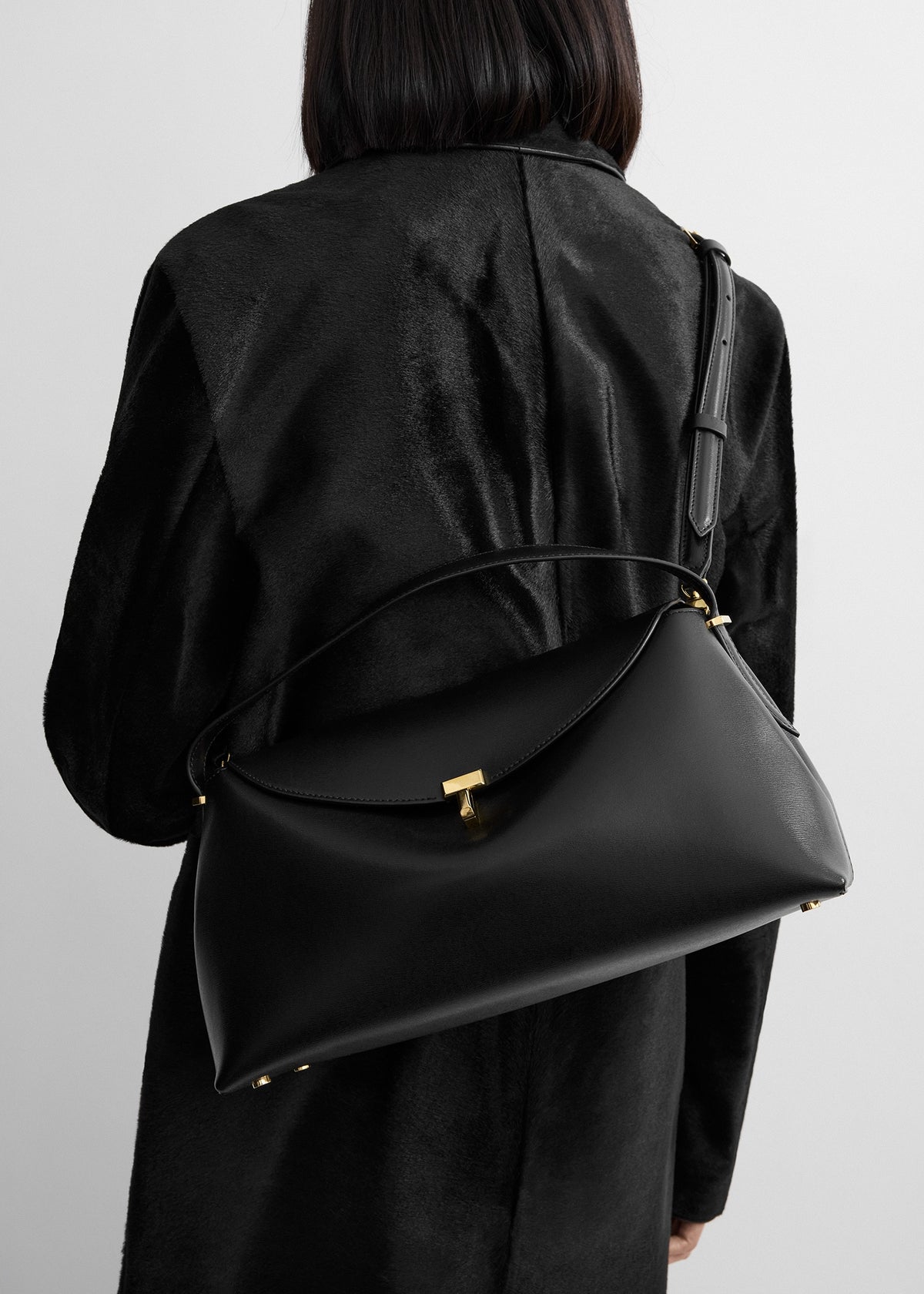 T-lock leather top handle black