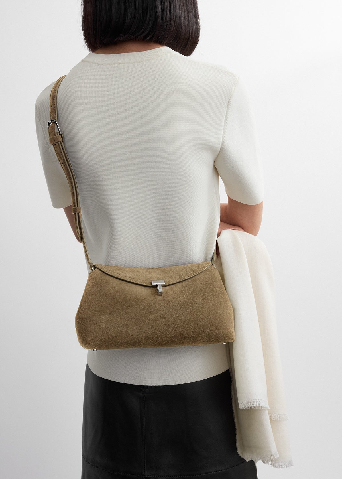 T-lock suede clutch tobacco