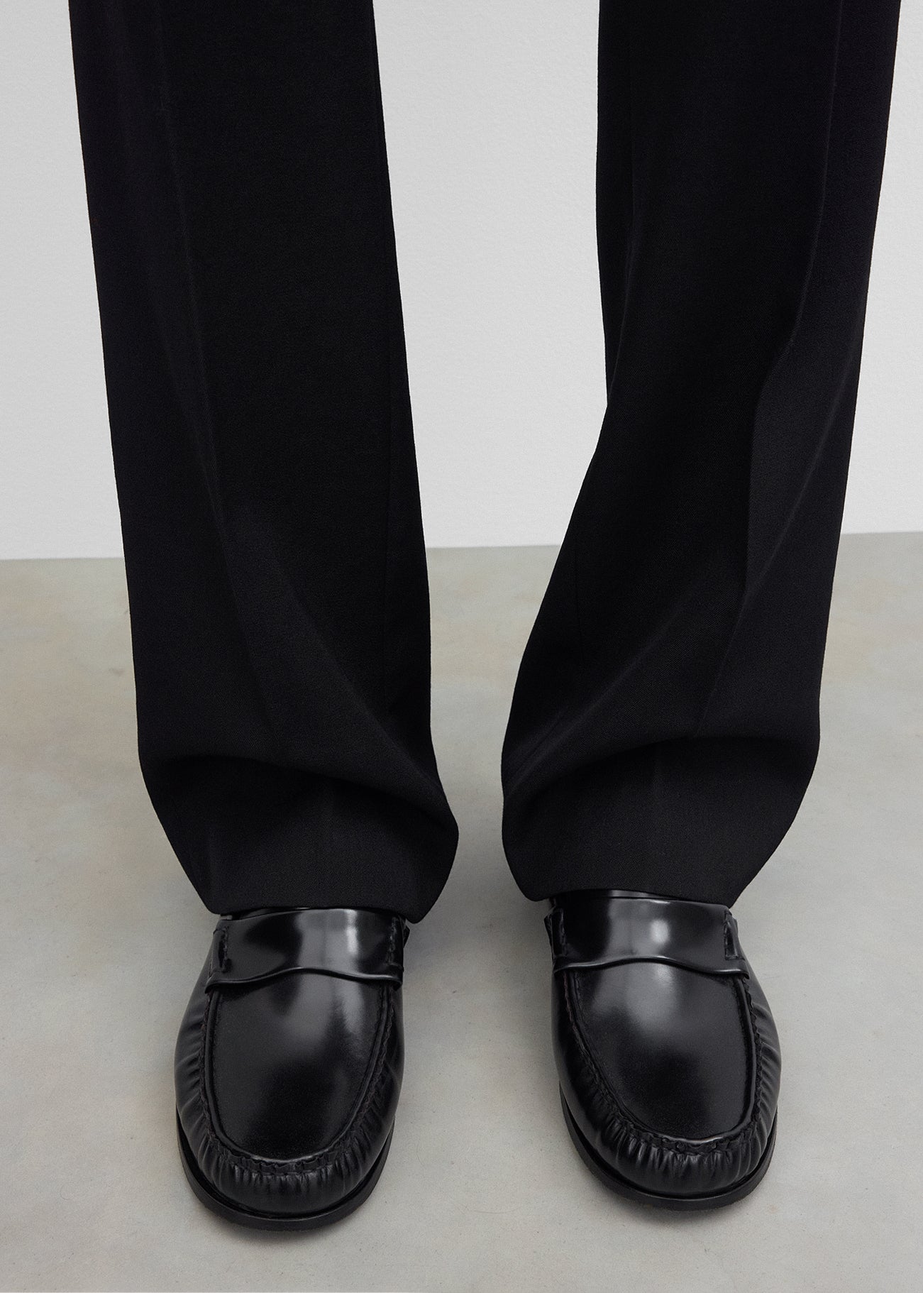 Moccasin loafers black