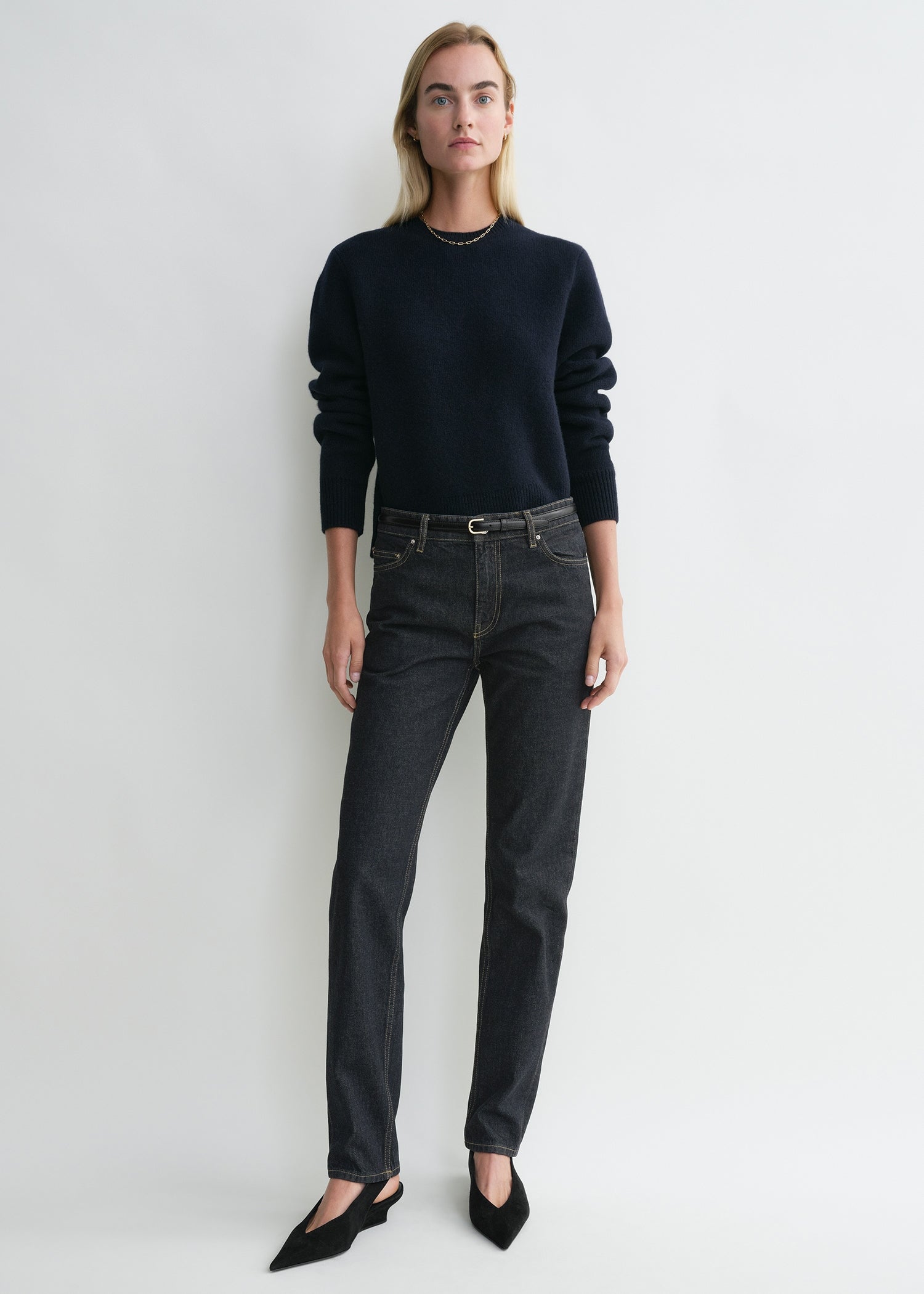 Low taper denim slate