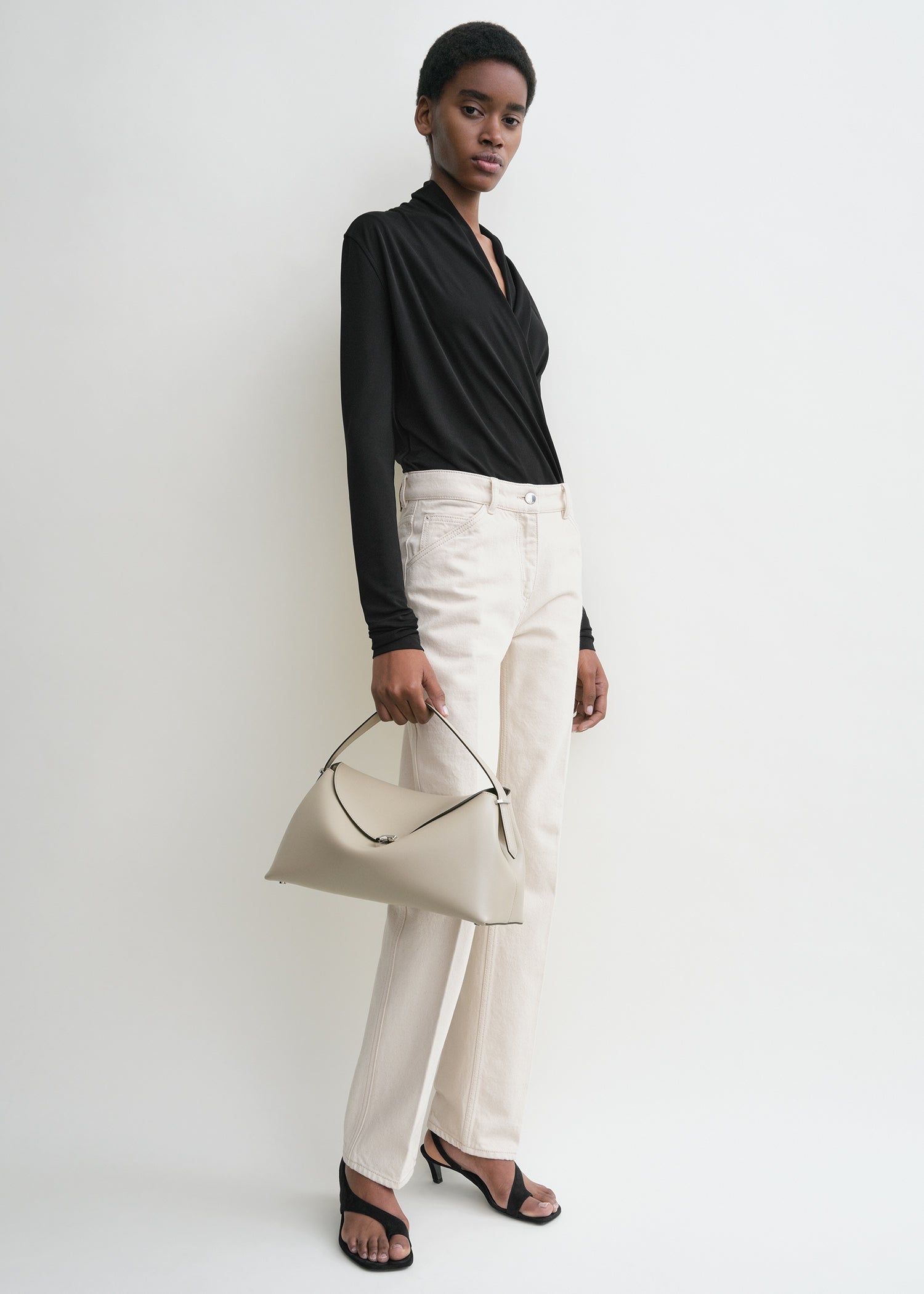 T-lock leather top handle fawn