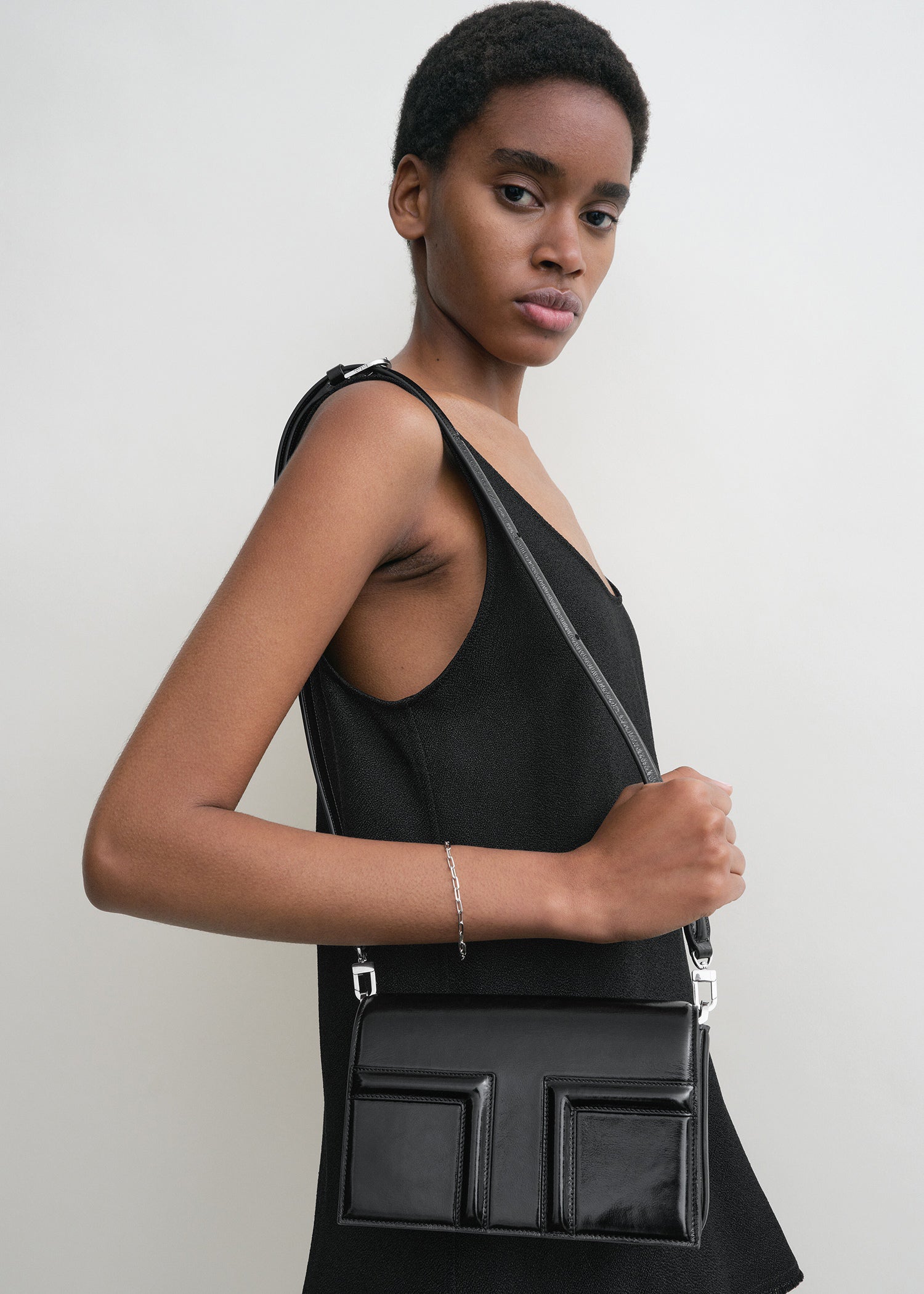Mini T-flap naplack bag black