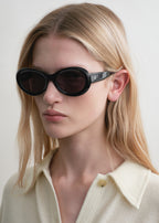 Oval sunglasses black
