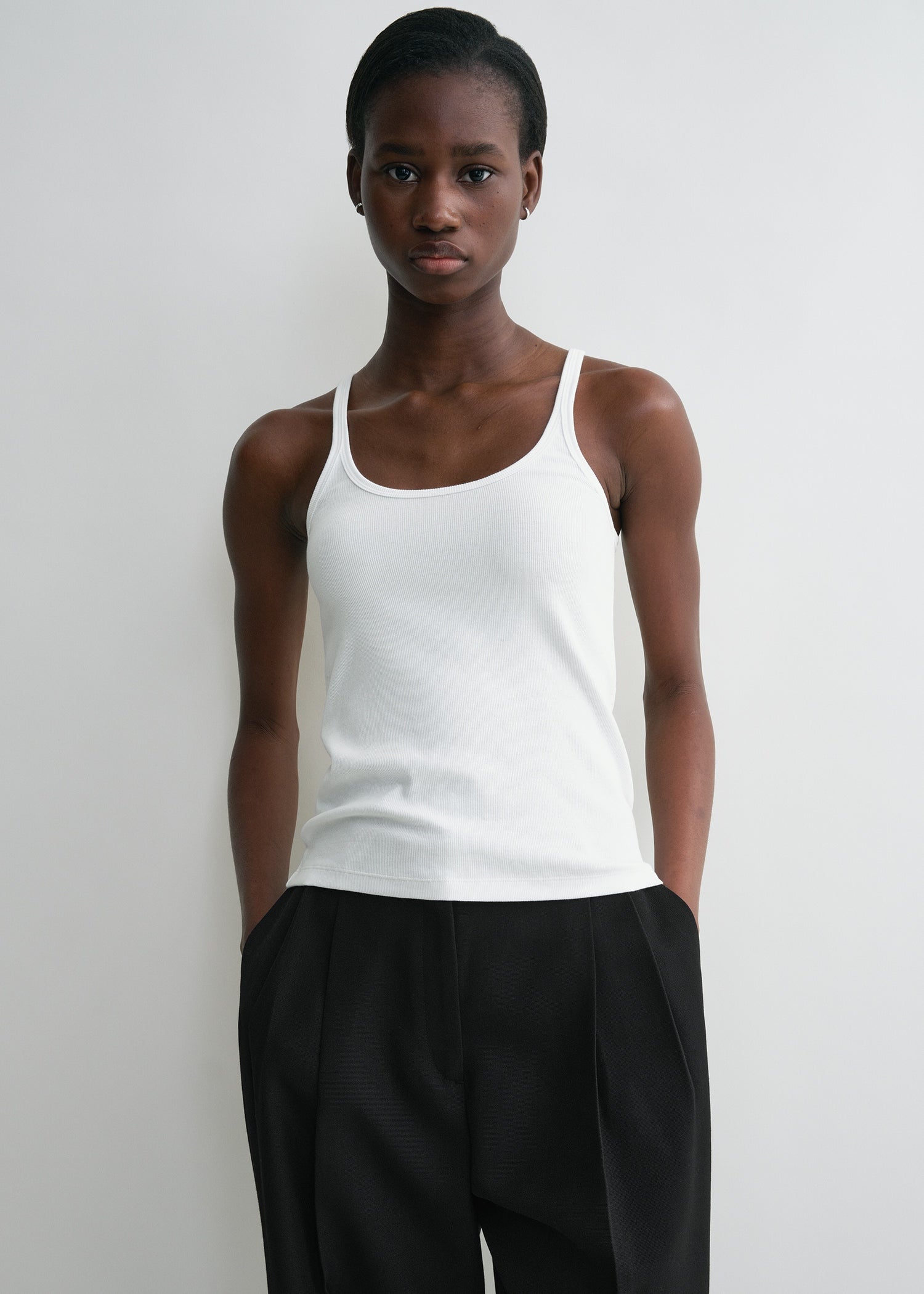 Scoop neck rib tank white – TOTEME