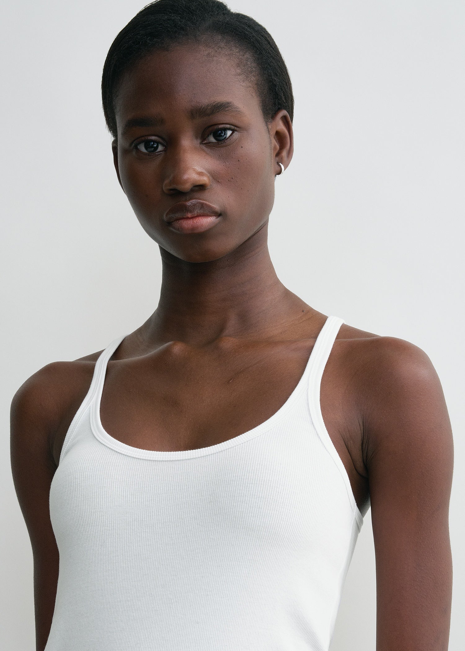 Scoop neck rib tank white – TOTEME