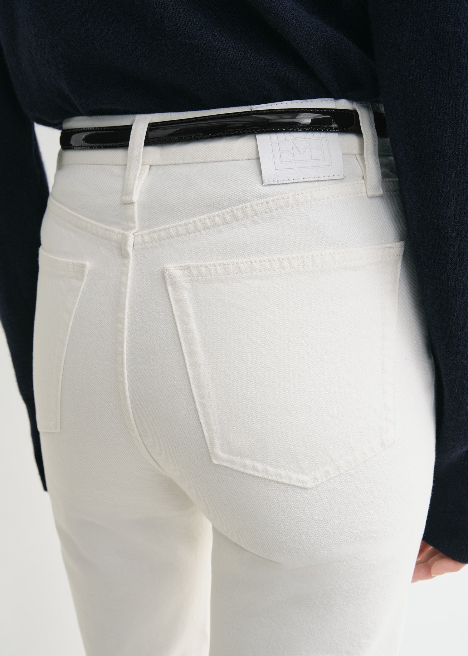 Classic cut denim off-white – TOTEME