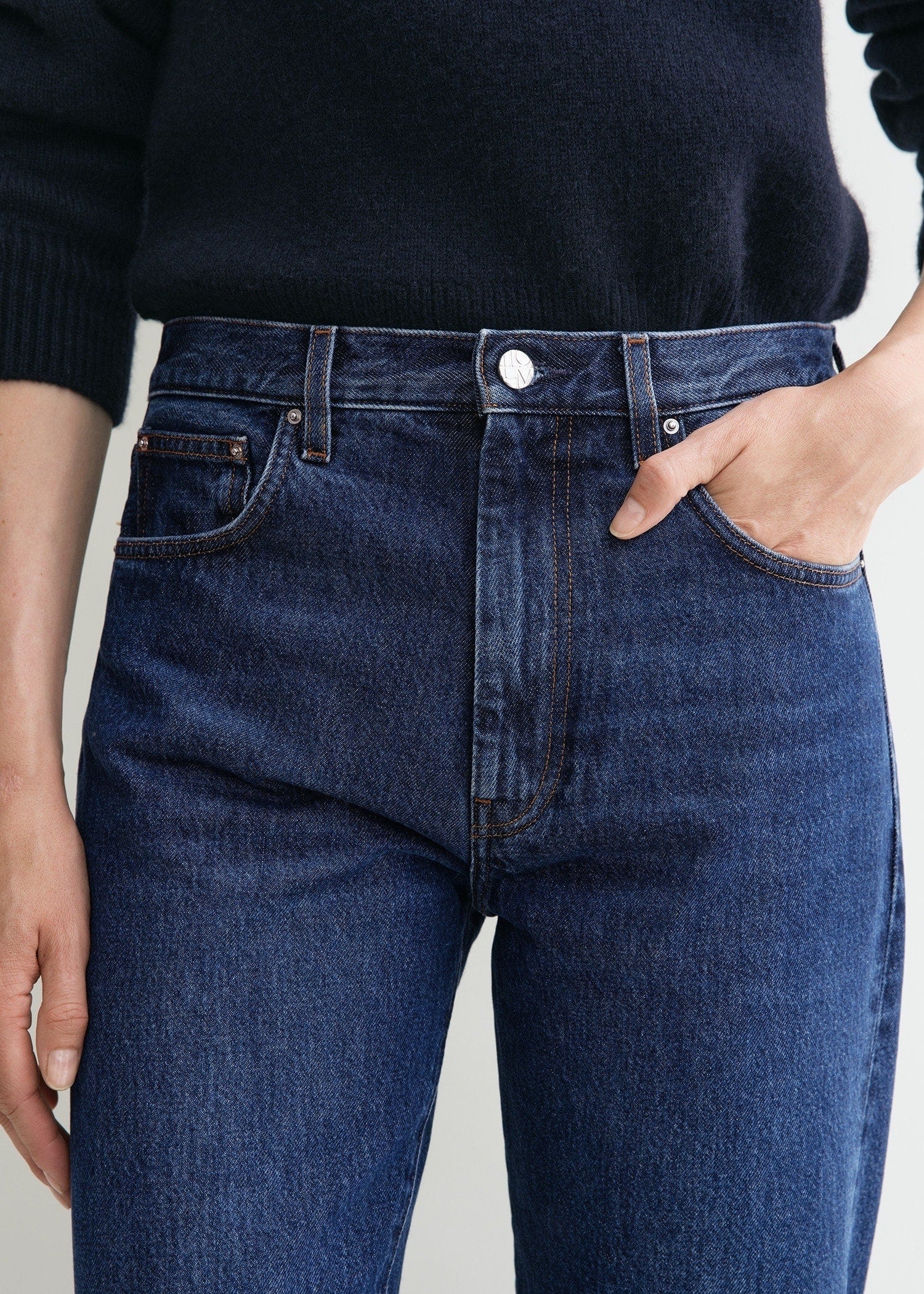 Twisted seam denim dark blue – TOTEME