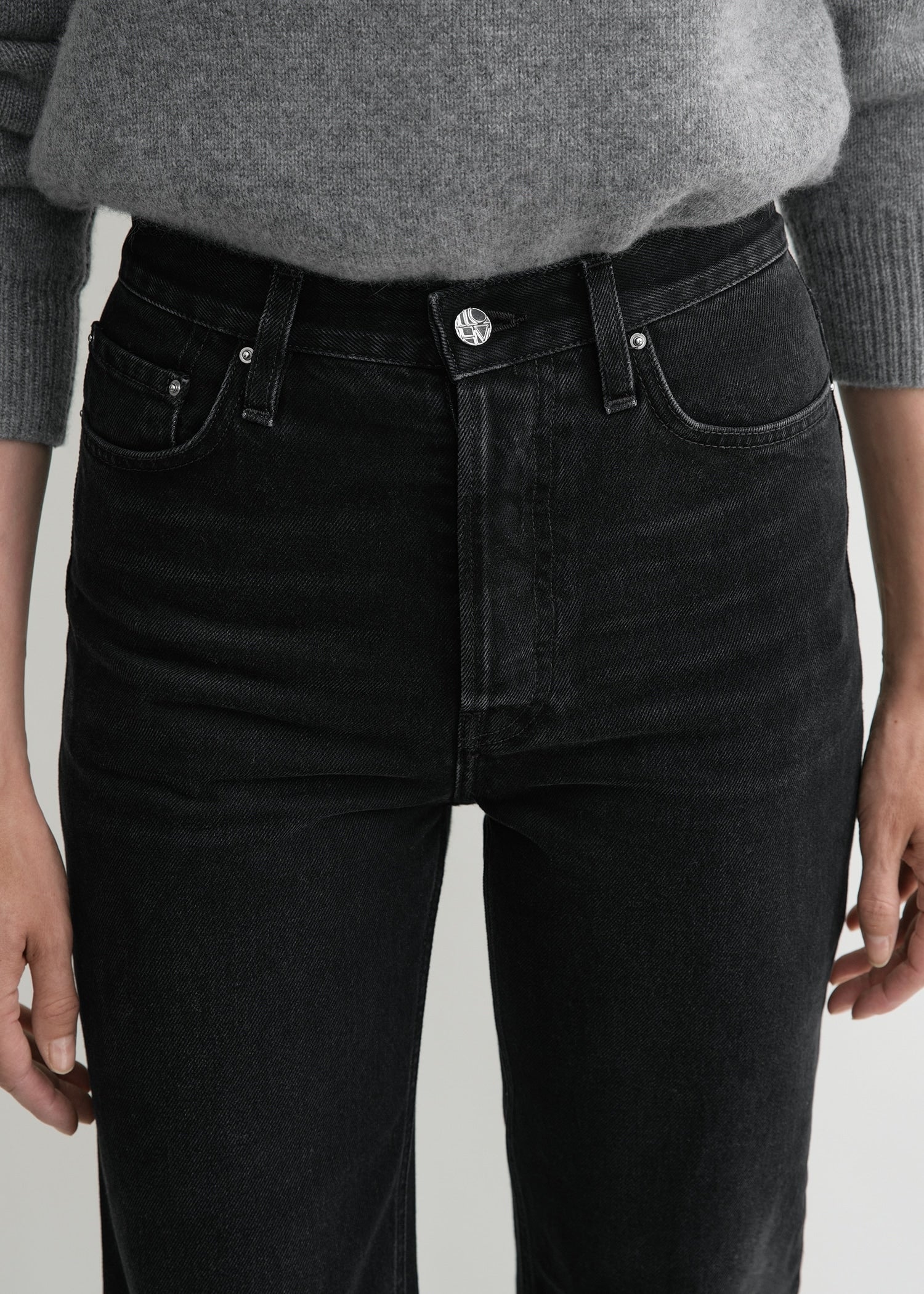 Classic cut denim full length faded black – TOTEME
