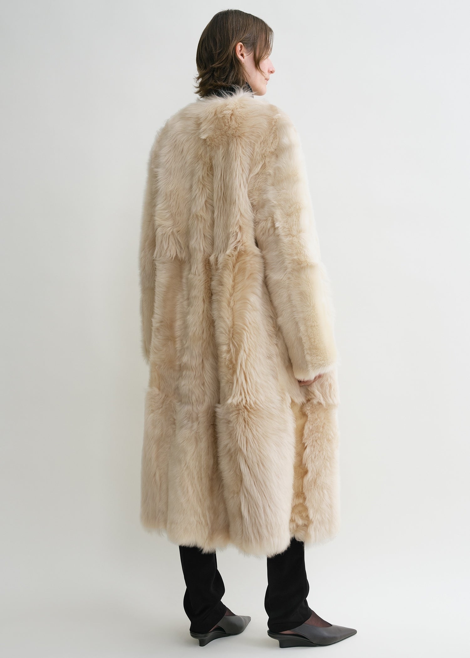 Silky shearling coat eggnog