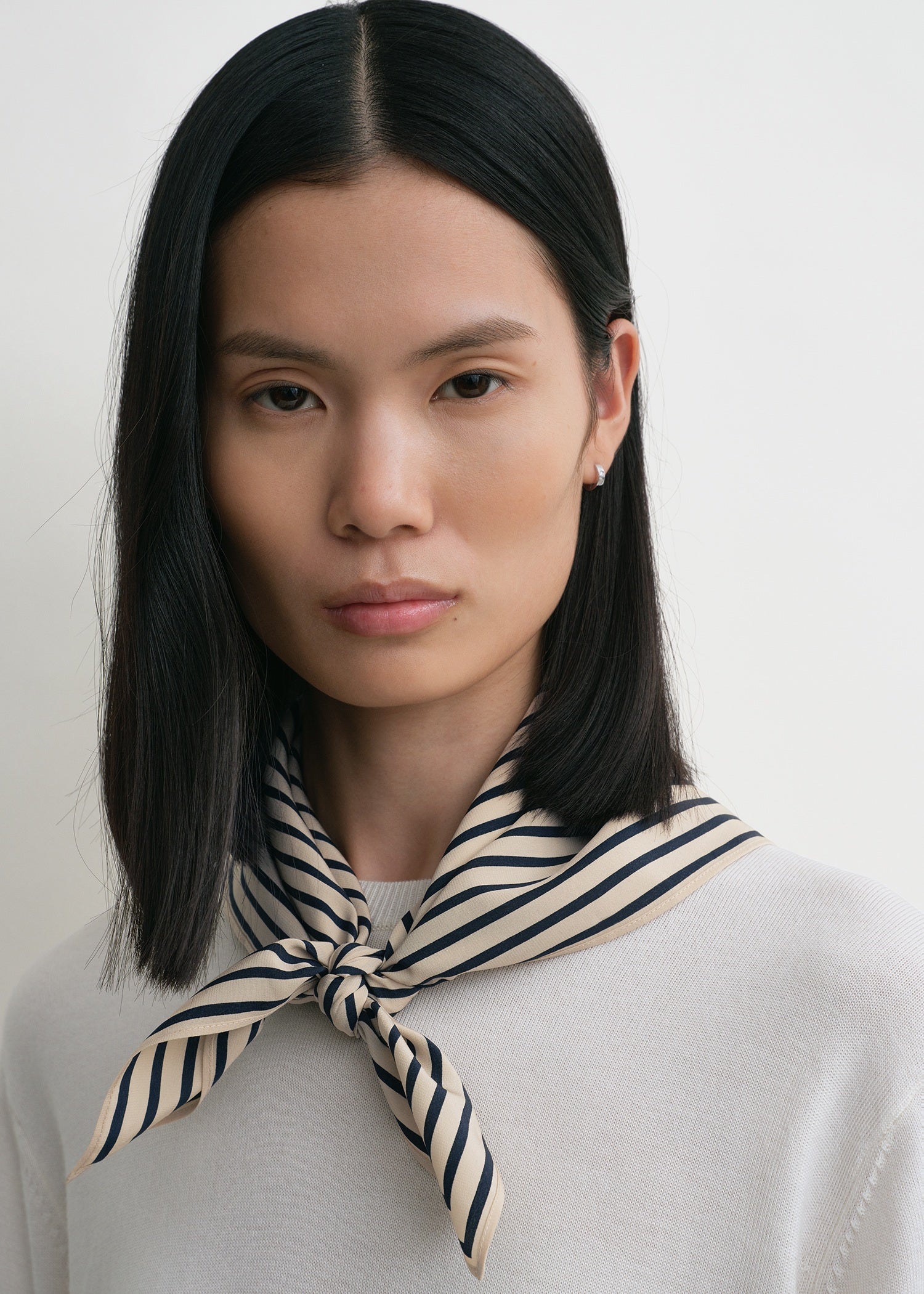 Signature monogram silk scarf crème – TOTEME