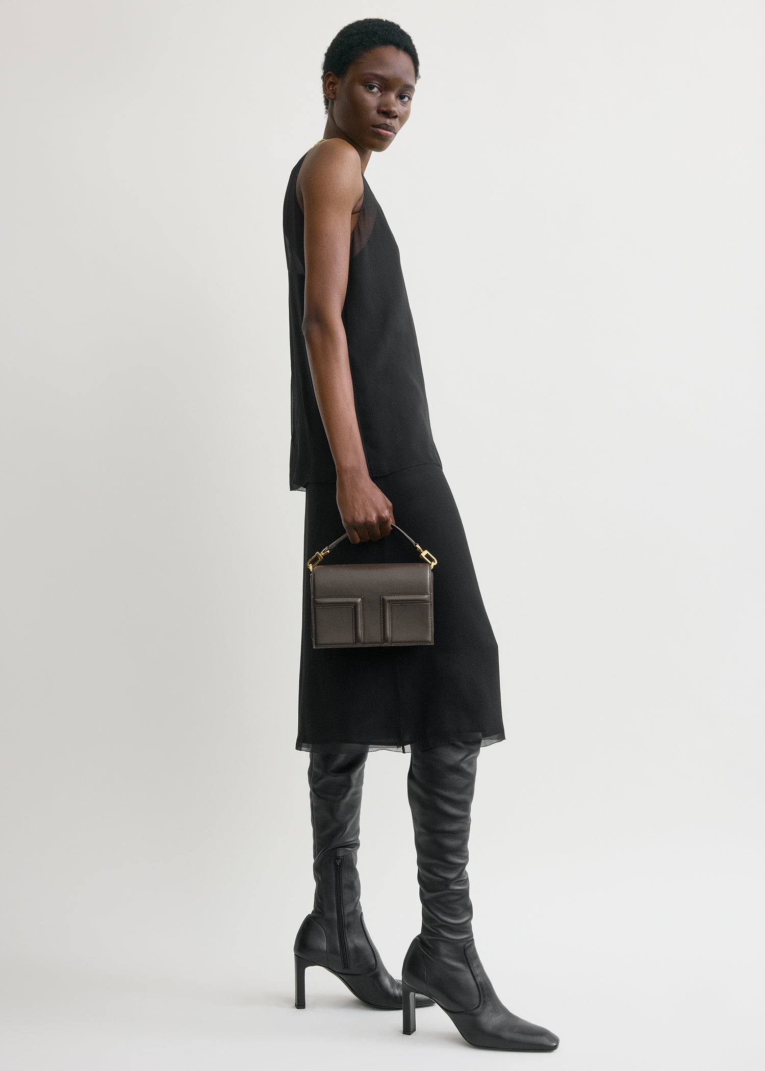 Mini T-flap leather bag bark