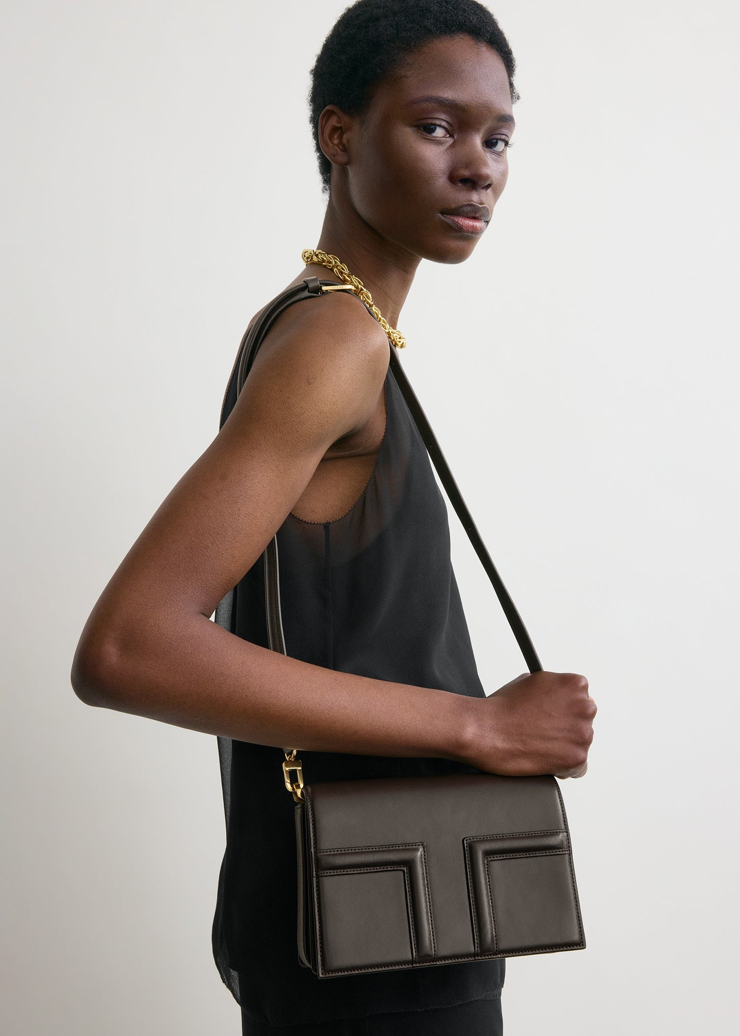 Mini T-flap leather bag bark