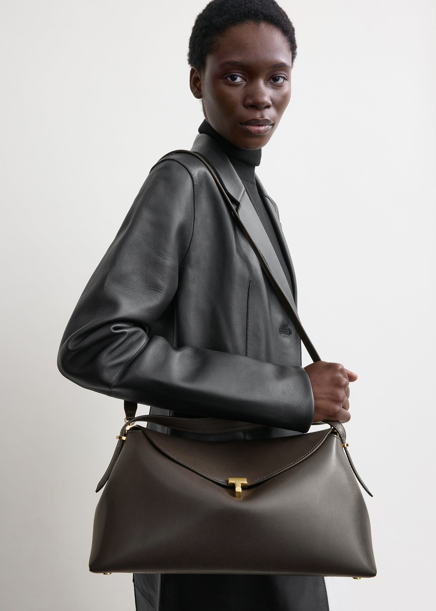 T-lock leather top handle bark