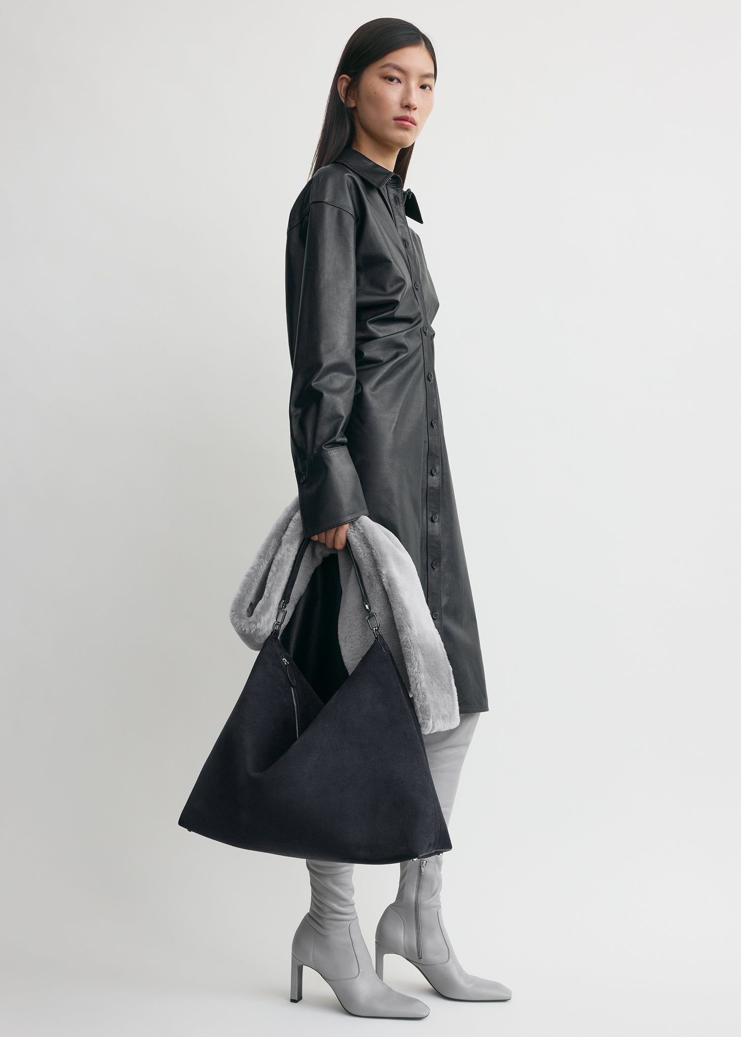 Bevel suede bag navy