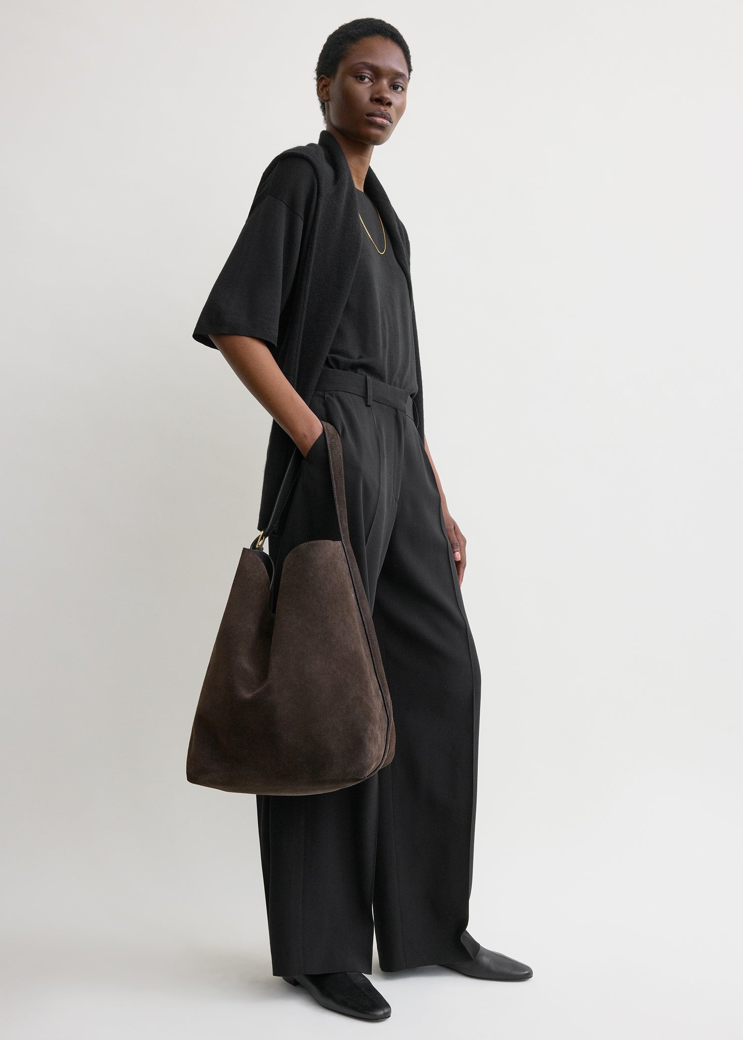 バッグ TOTEME BELTED SUEDE TOTE BROWN 25AW Belted suede tote brown – TOTEME