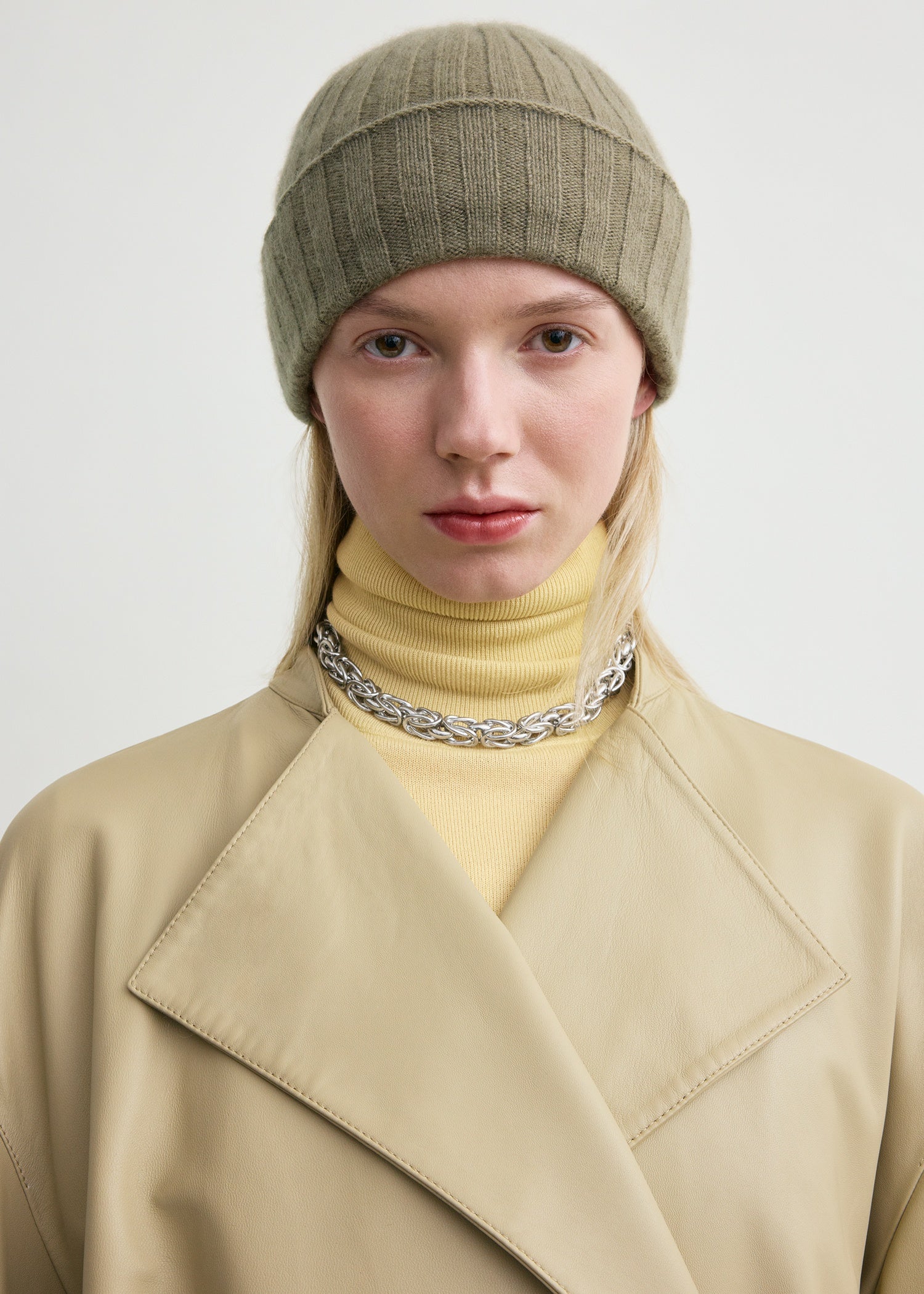 Cashmere beanie hazel