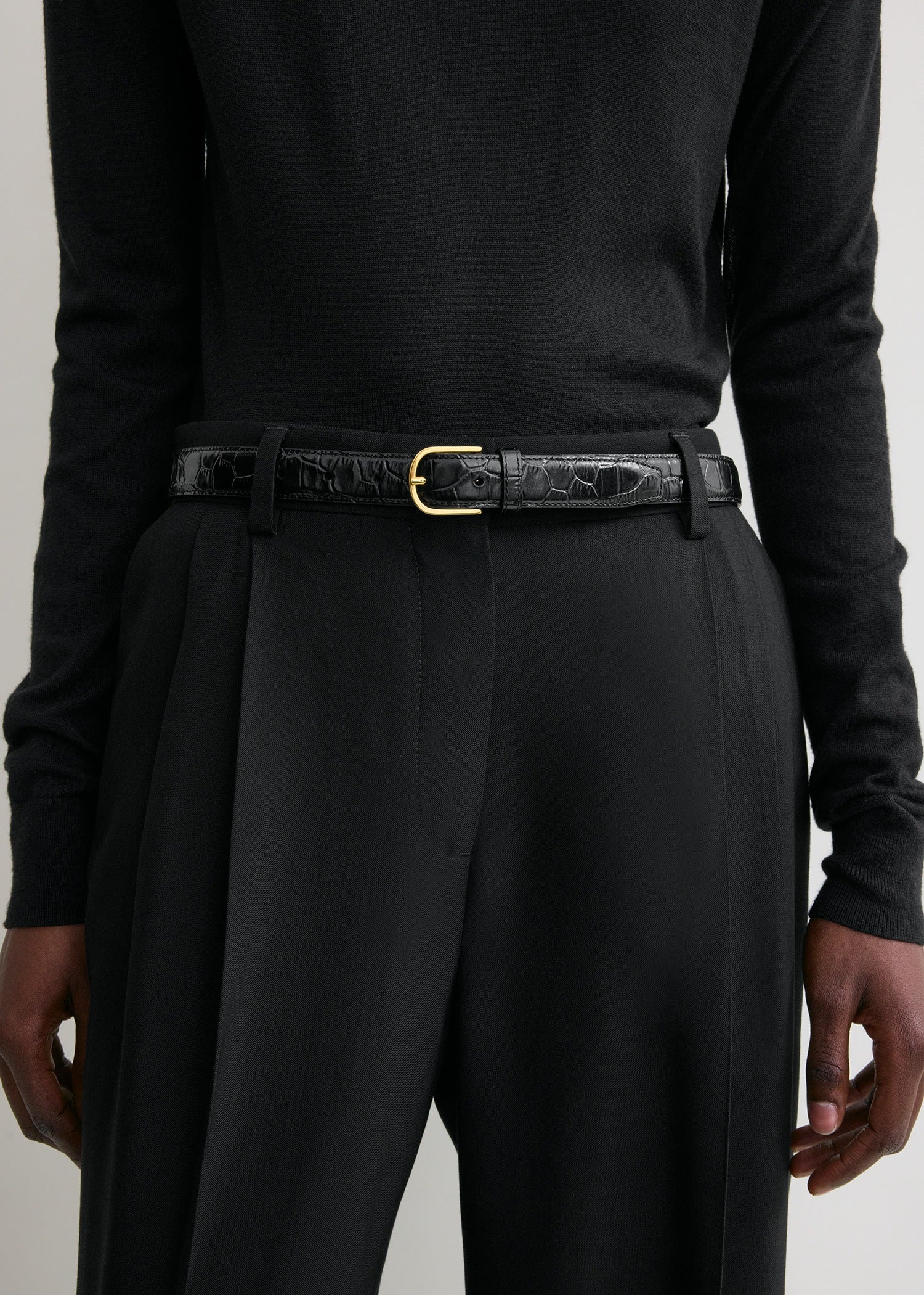 Slim croco-embossed trouser belt black
