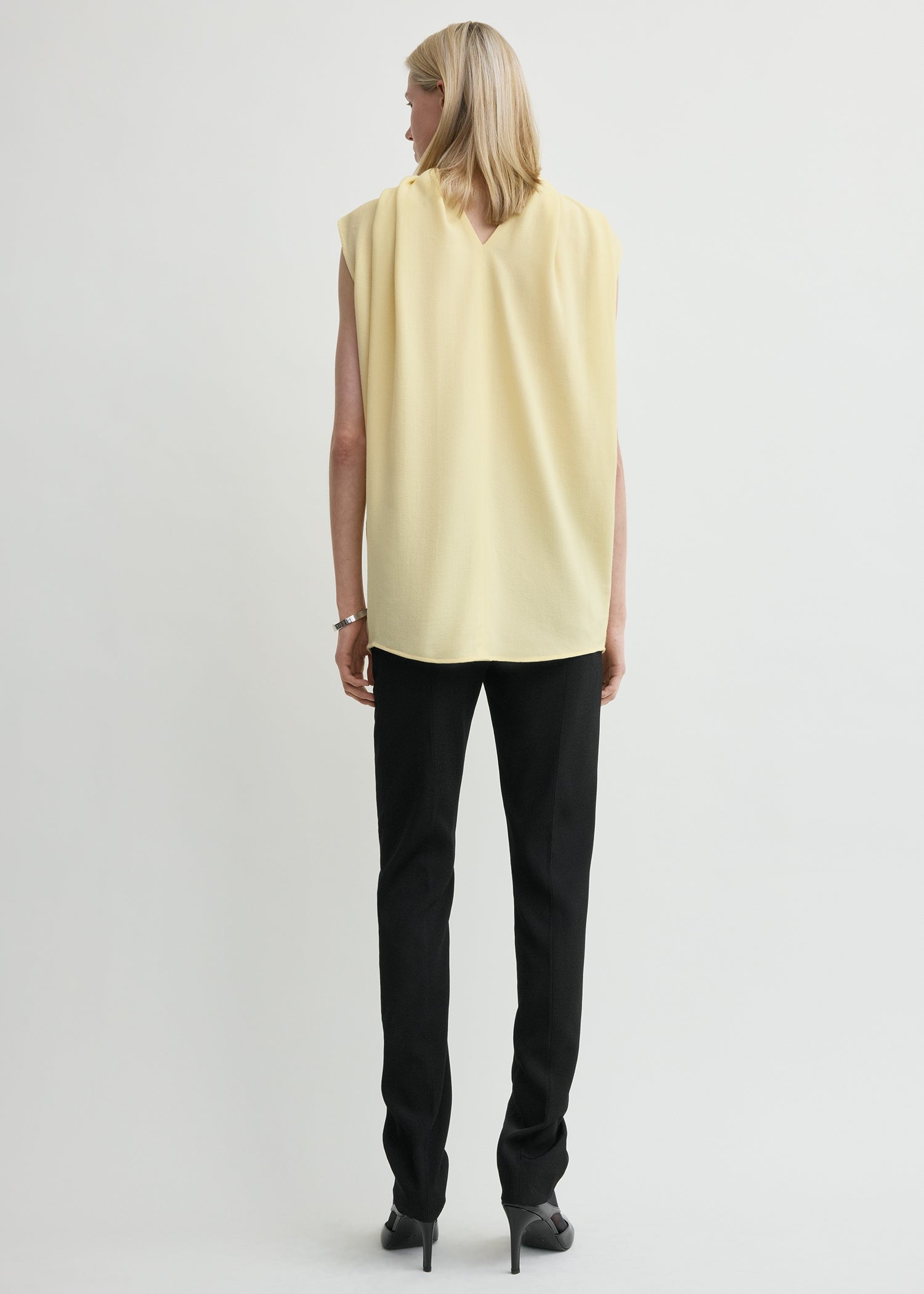 Cocoon cape blouse champagne
