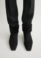 Fold-down shearling boots black