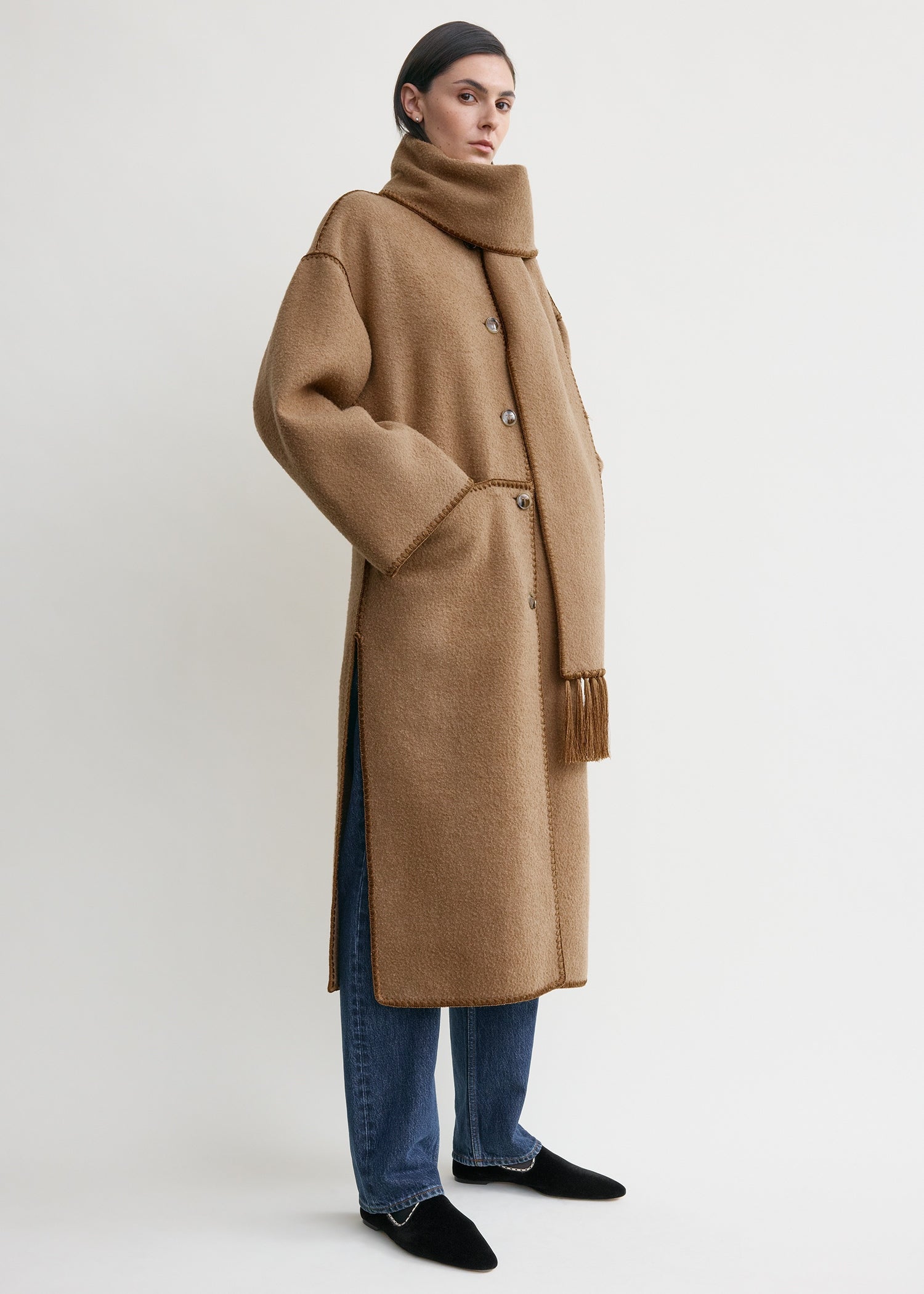 Embroidered scarf coat camel