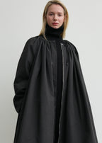 Gathered parachute coat black