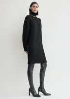 Broad turtleneck dress black
