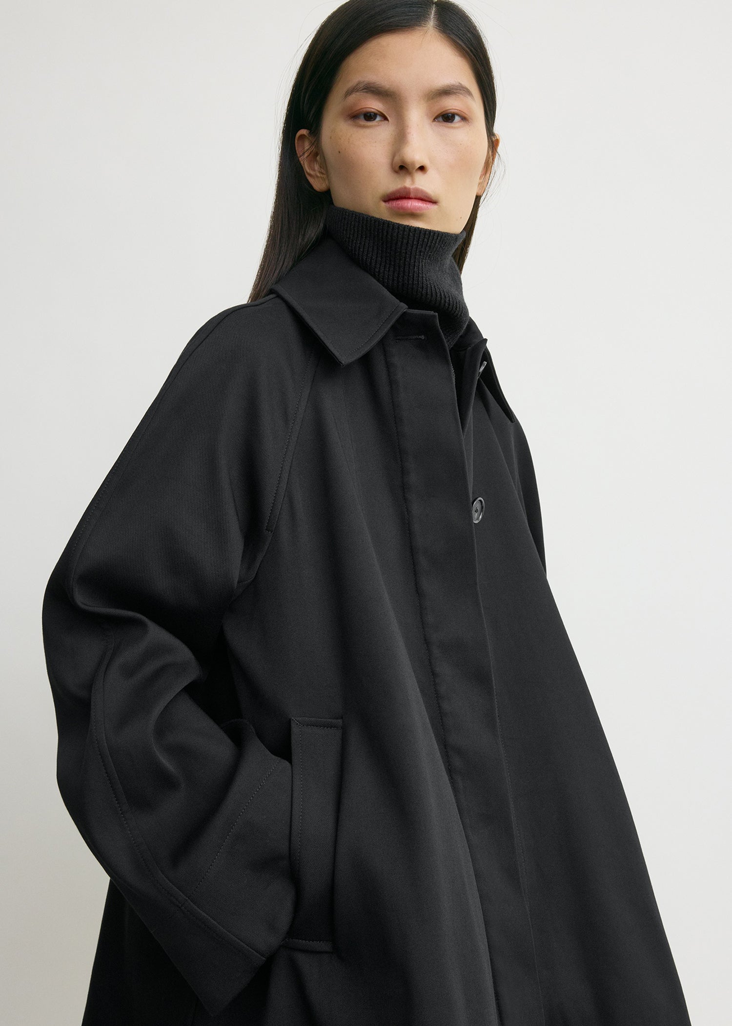 A-line raglan jacket black