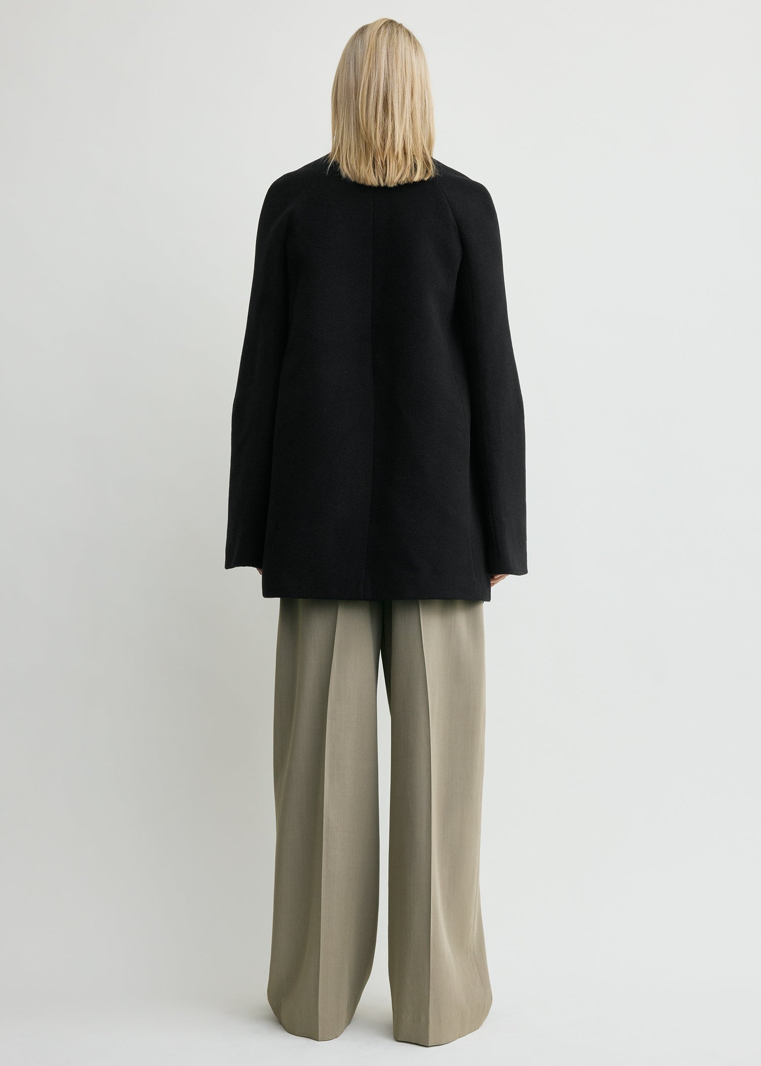 Bell-sleeve jacket black