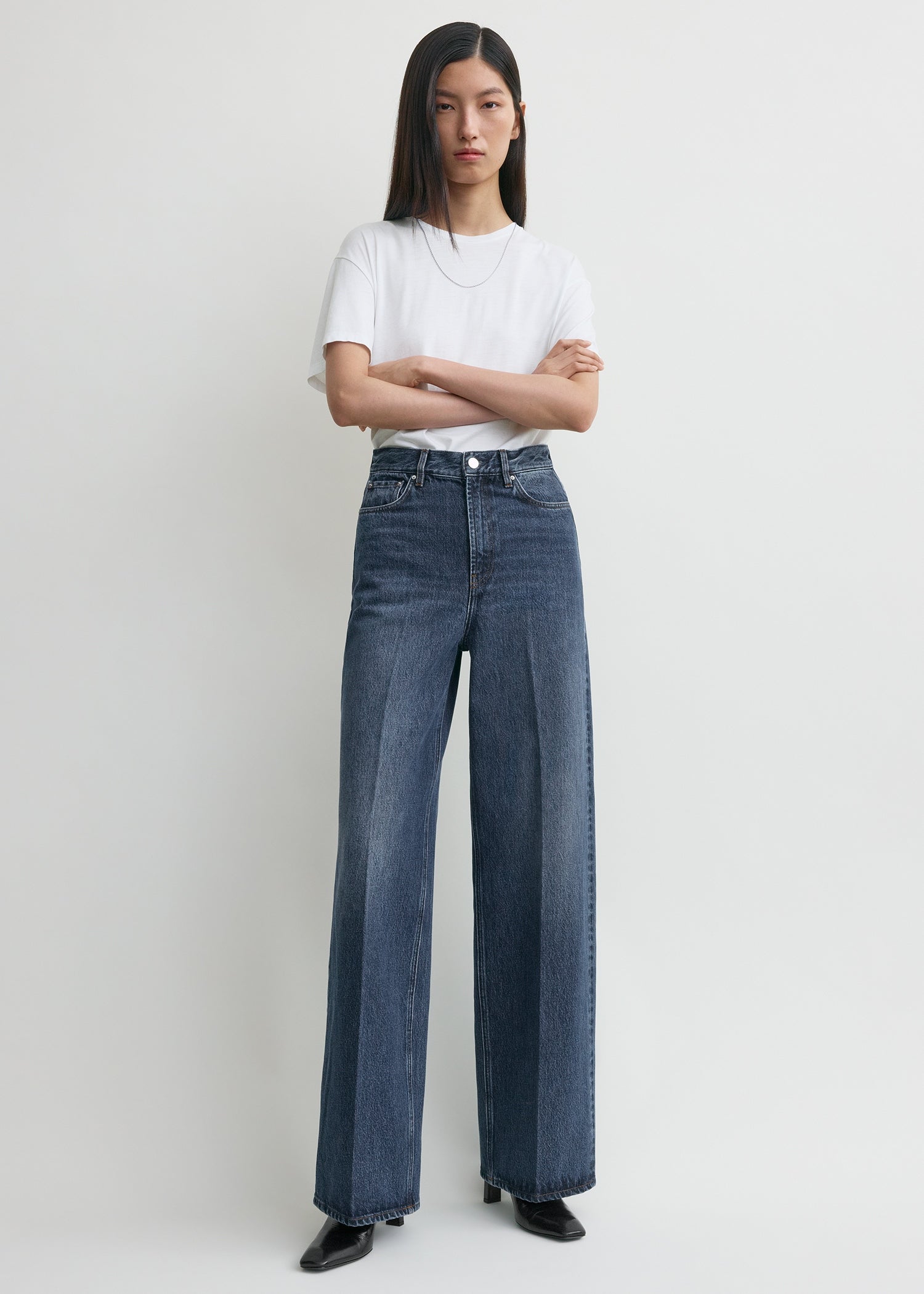 Wide leg denim dark blue – TOTEME
