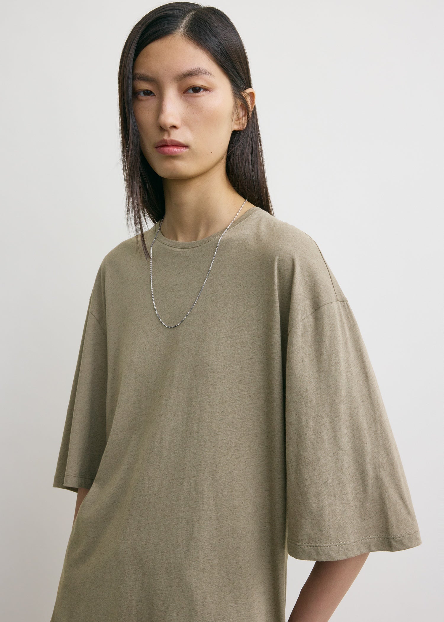 Relaxed tee dress taupe