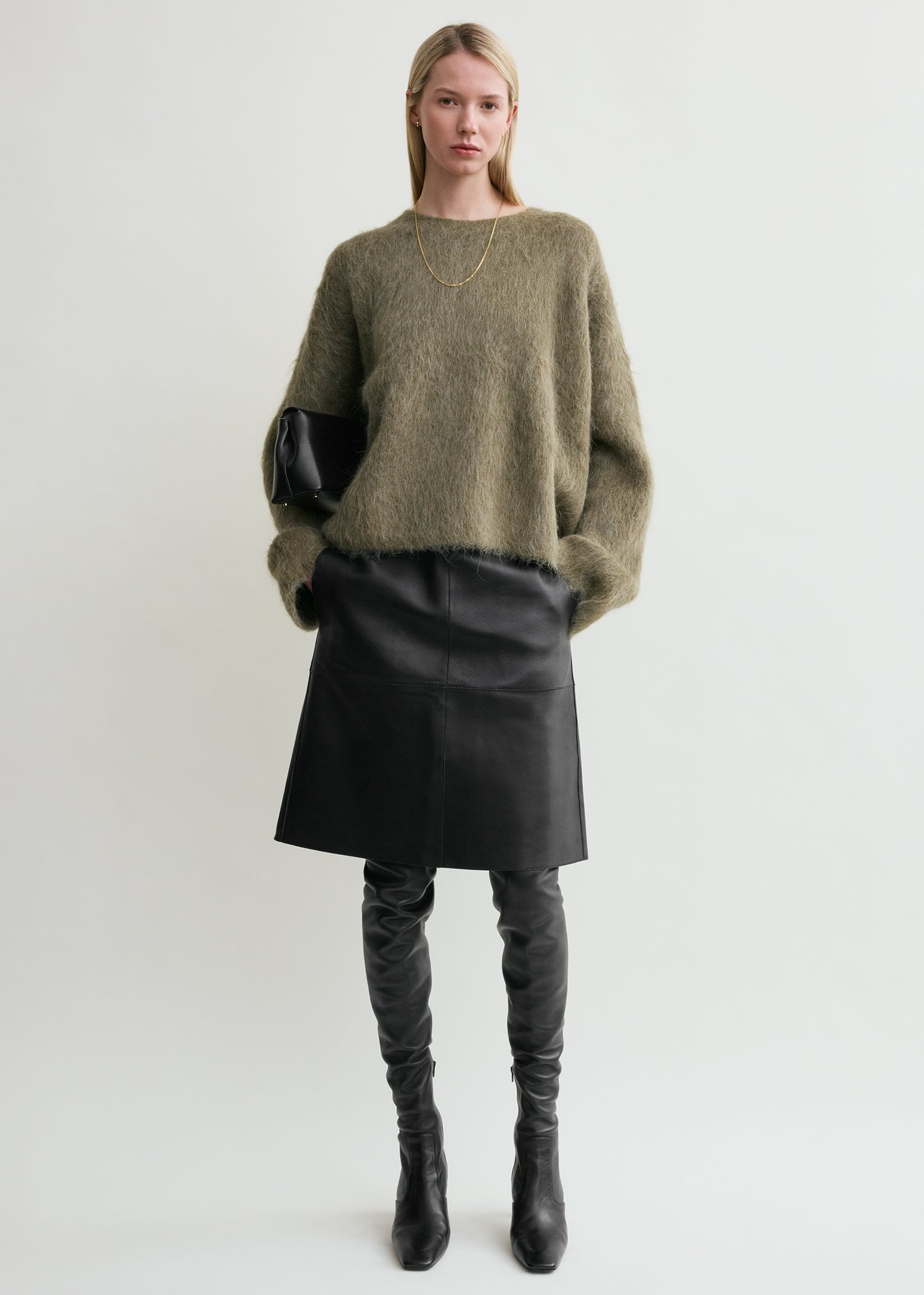 Boxy alpaca knit marsh