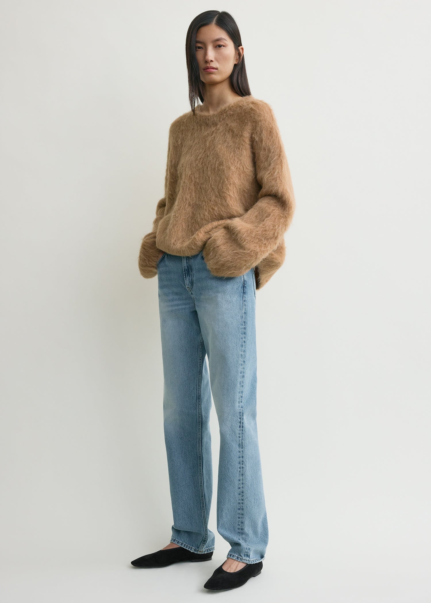 Boxy alpaca knit camel melange