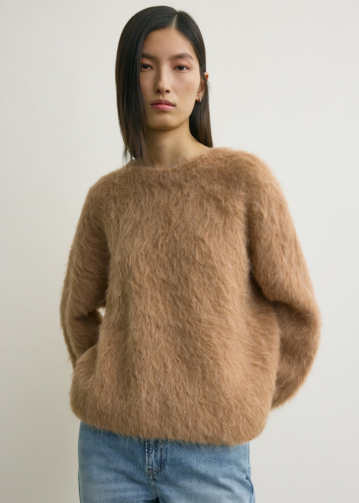 Boxy alpaca knit camel melange