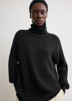 Longline turtleneck black