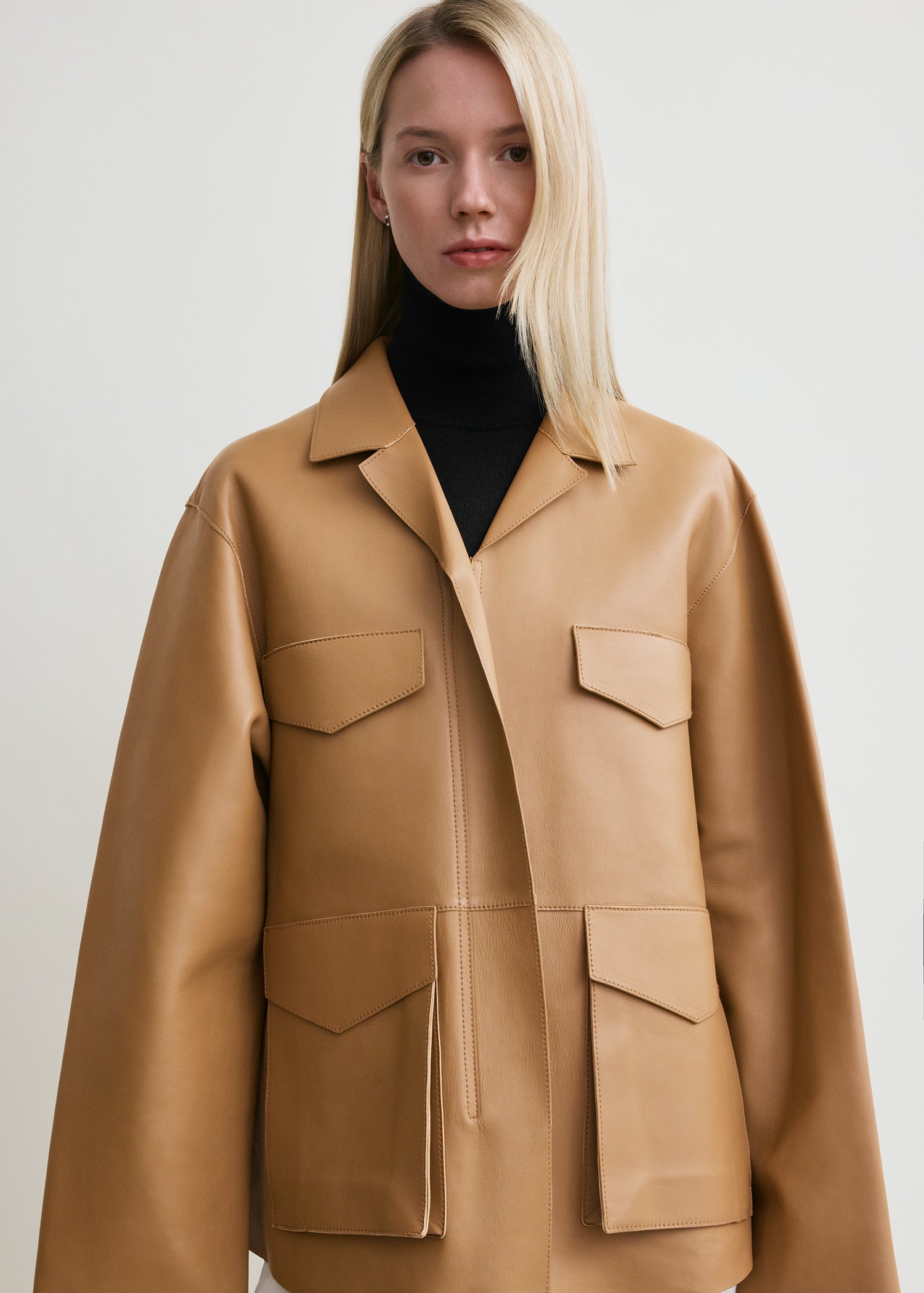 Army leather jacket camel – TOTEME