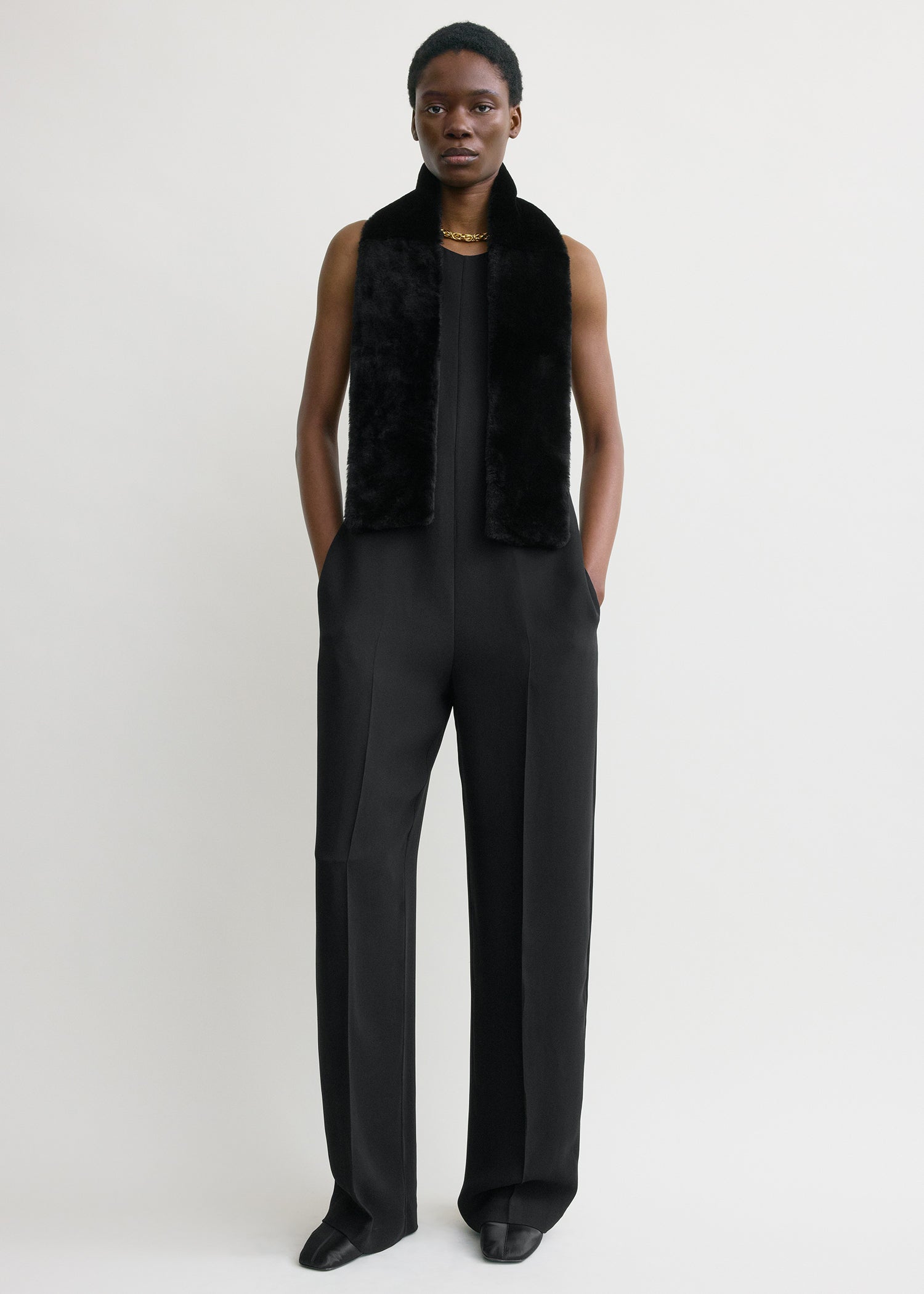 Shearling tuxedo scarf black