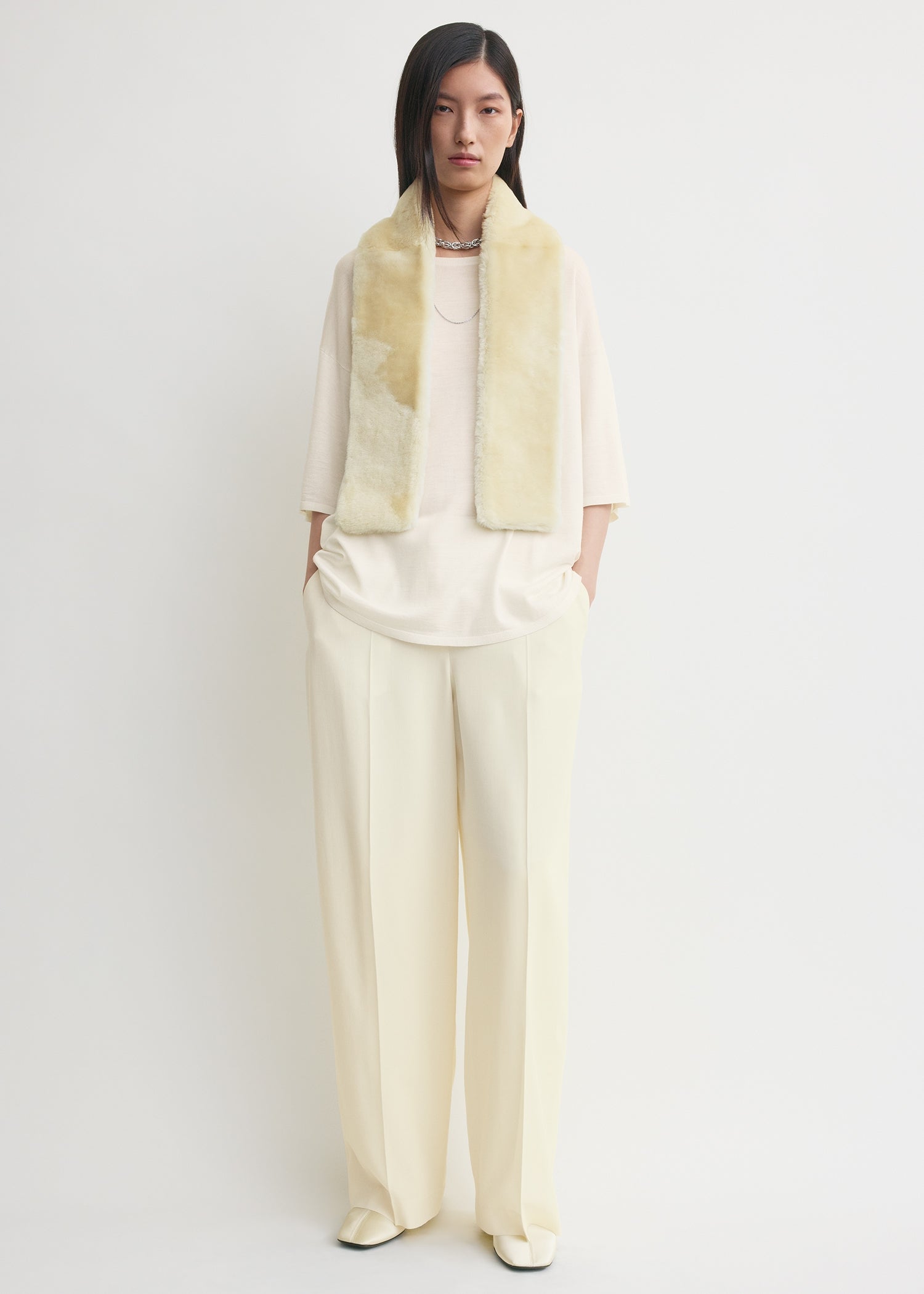 Shearling tuxedo scarf ecru