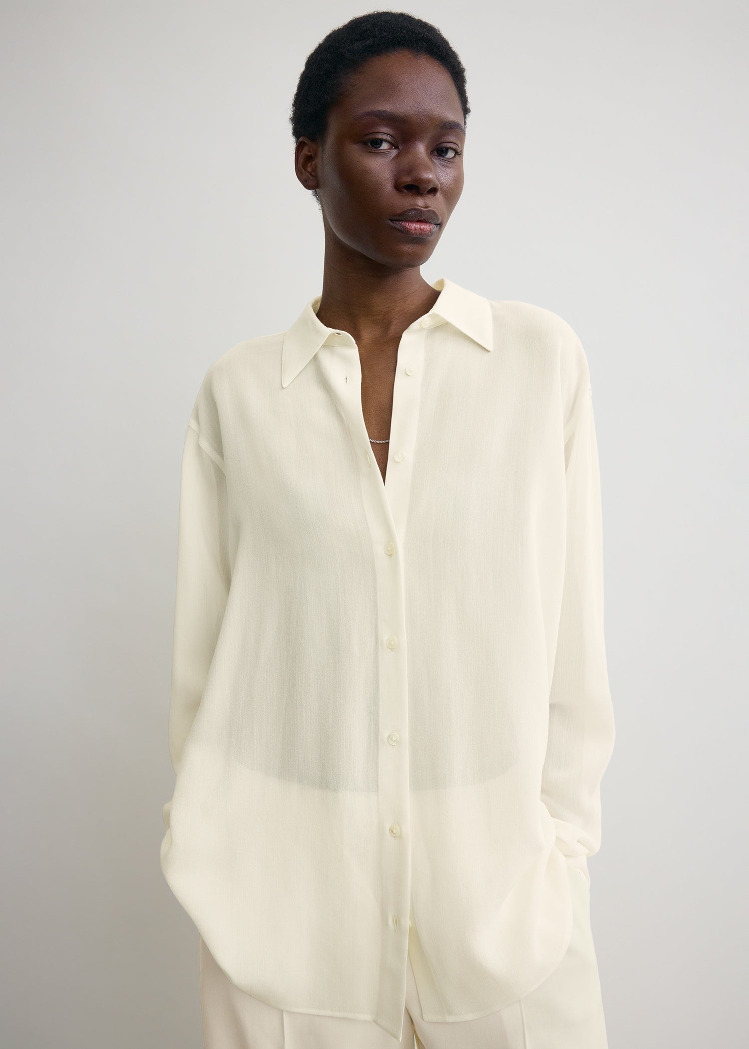 Classic crepe shirt milk