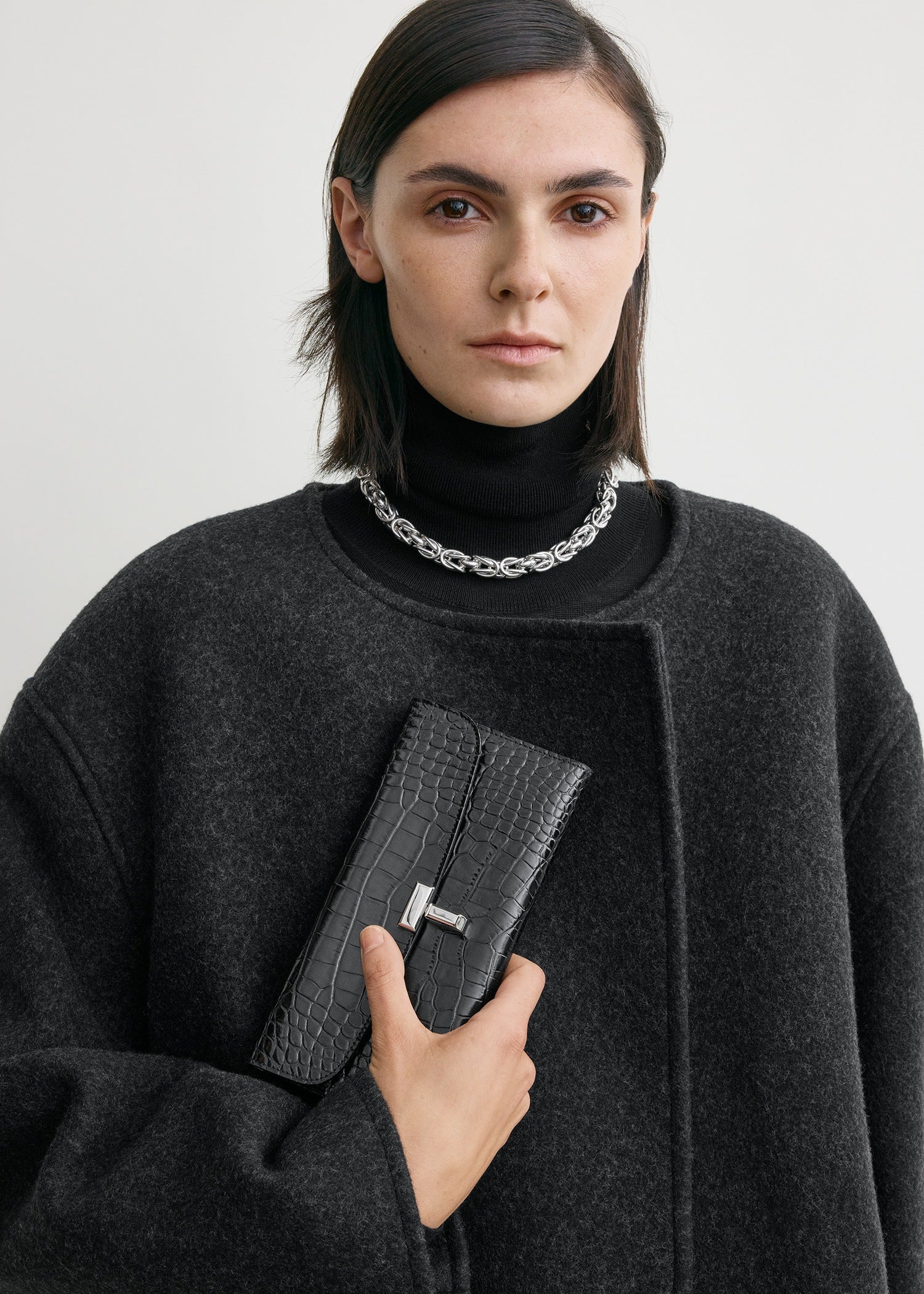 T-Lock croco-embossed wallet black – TOTEME