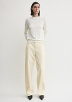 Relaxed twisted trousers sand
