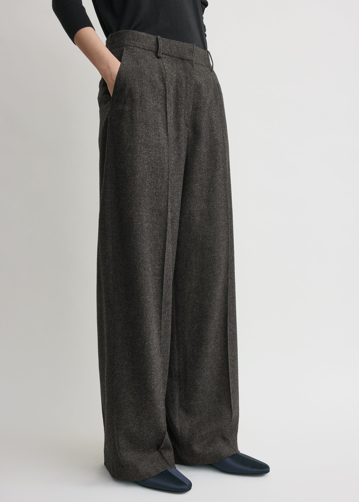 Wide flannel trousers charcoal – TOTEME