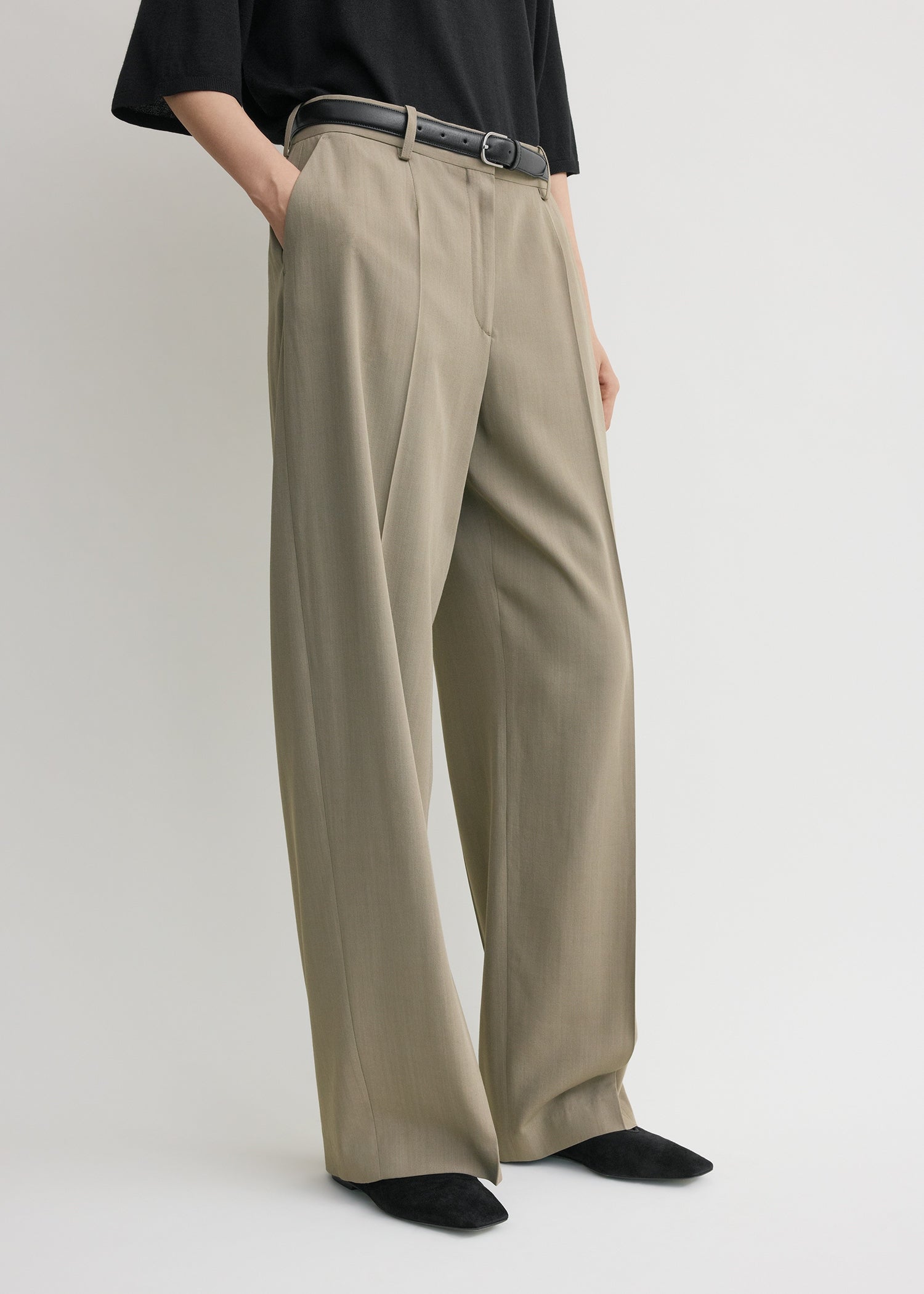 Wide fluid trousers taupe – TOTEME